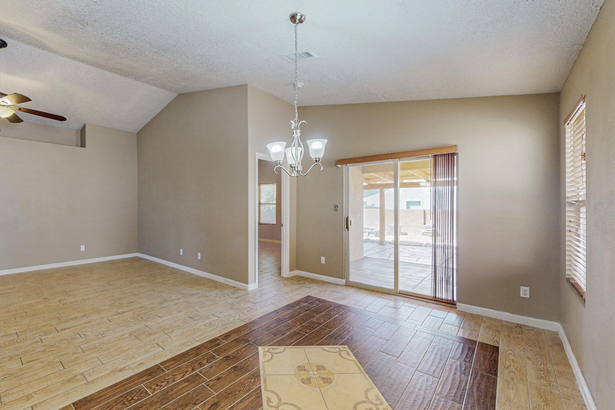 4021 Desert Pinon Drive NE