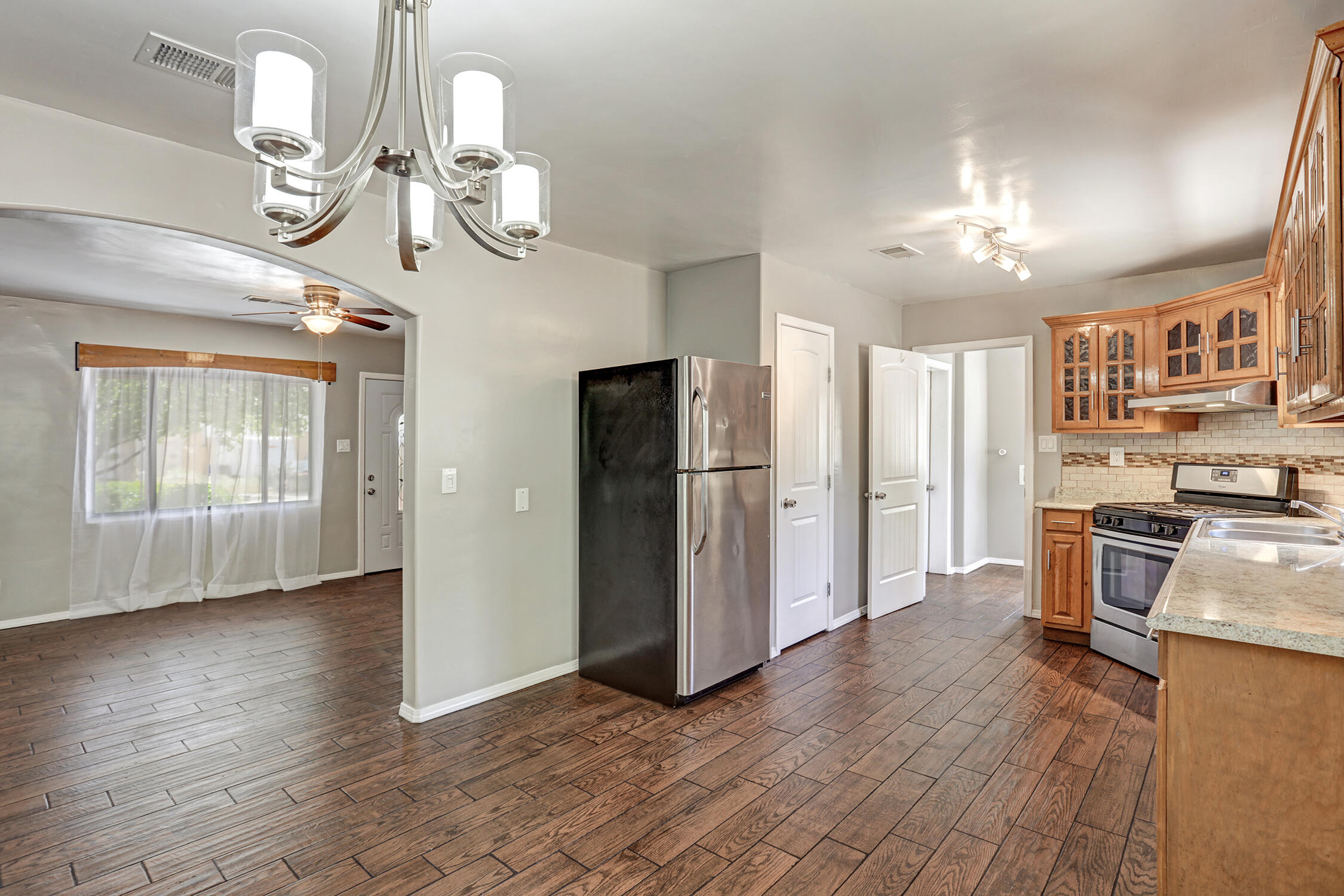 323 Arvada Avenue NE