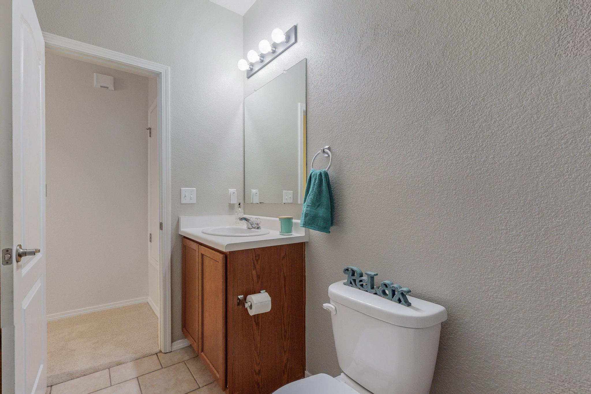 2832 Tulipan Loop SE