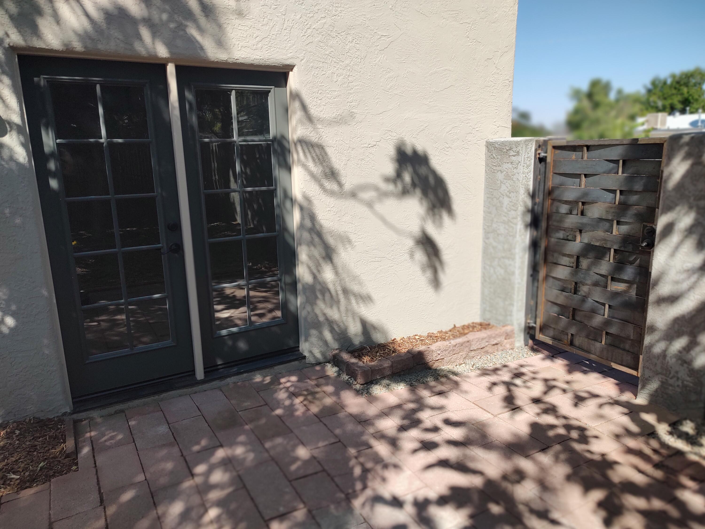 3200 BURTON Avenue SE