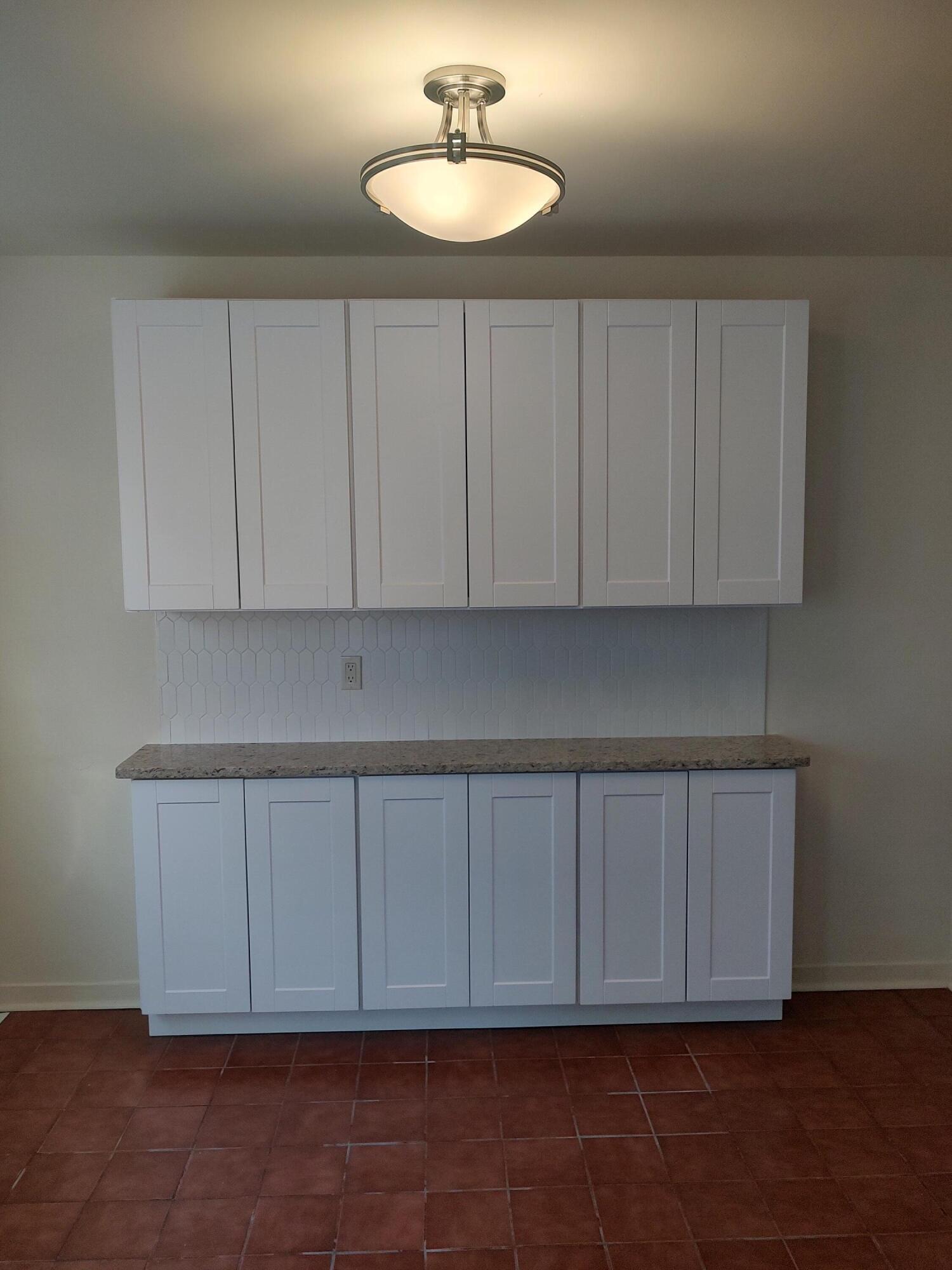 3200 BURTON Avenue SE