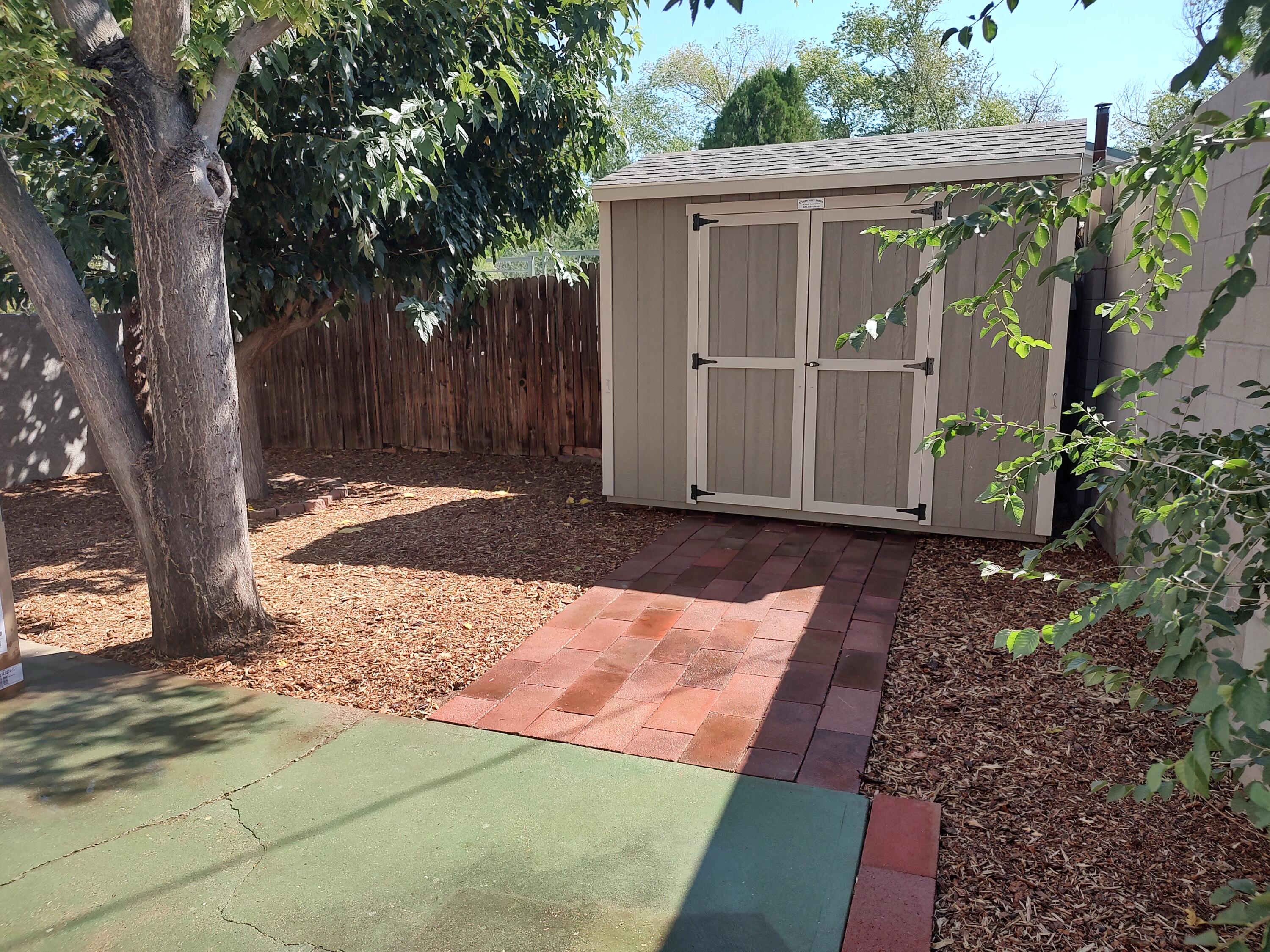 3200 BURTON Avenue SE