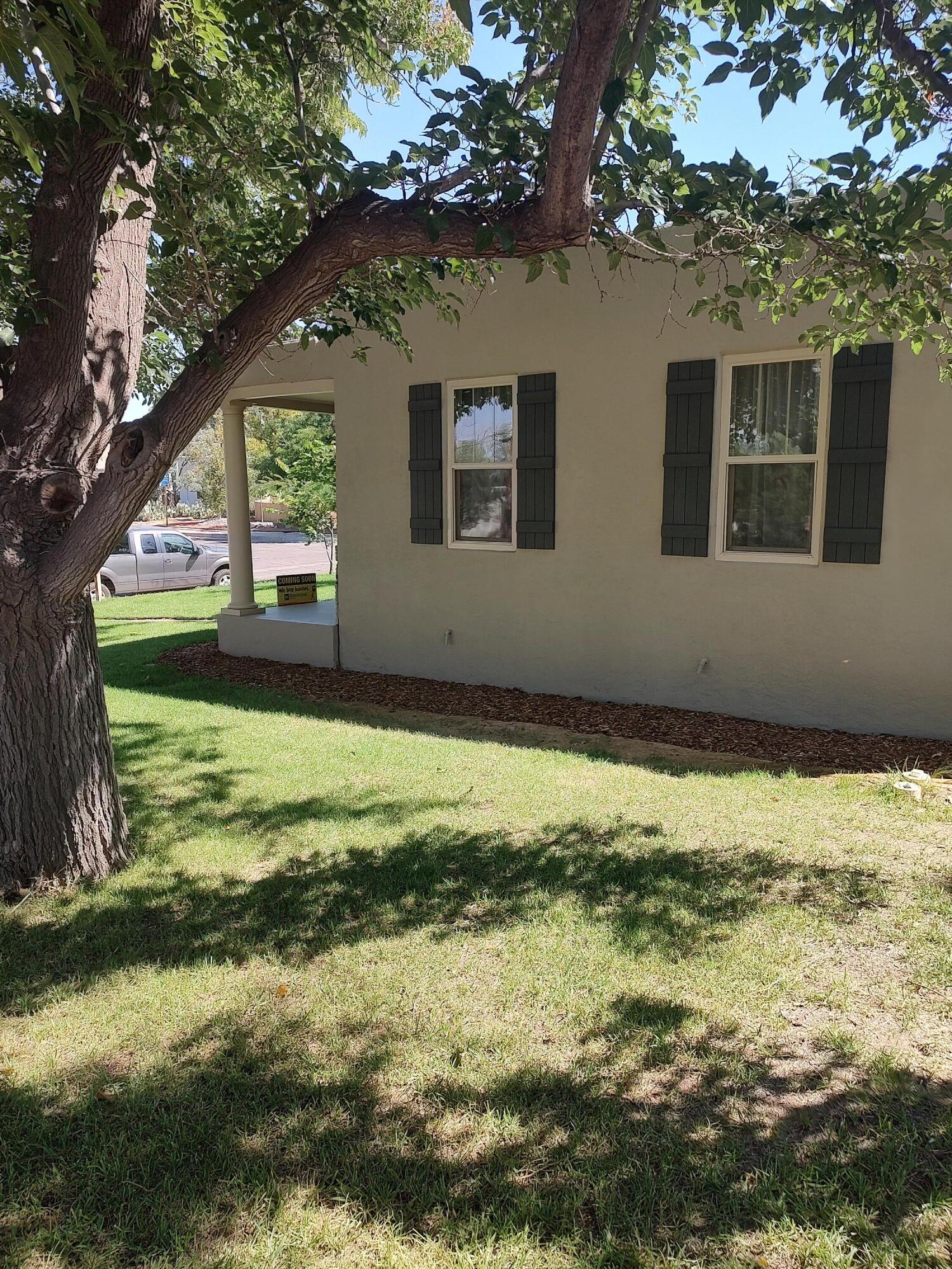 3200 BURTON Avenue SE