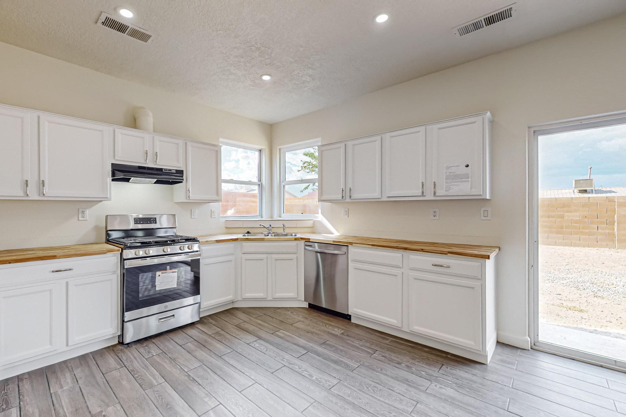 10609 CRANDALL Road SW