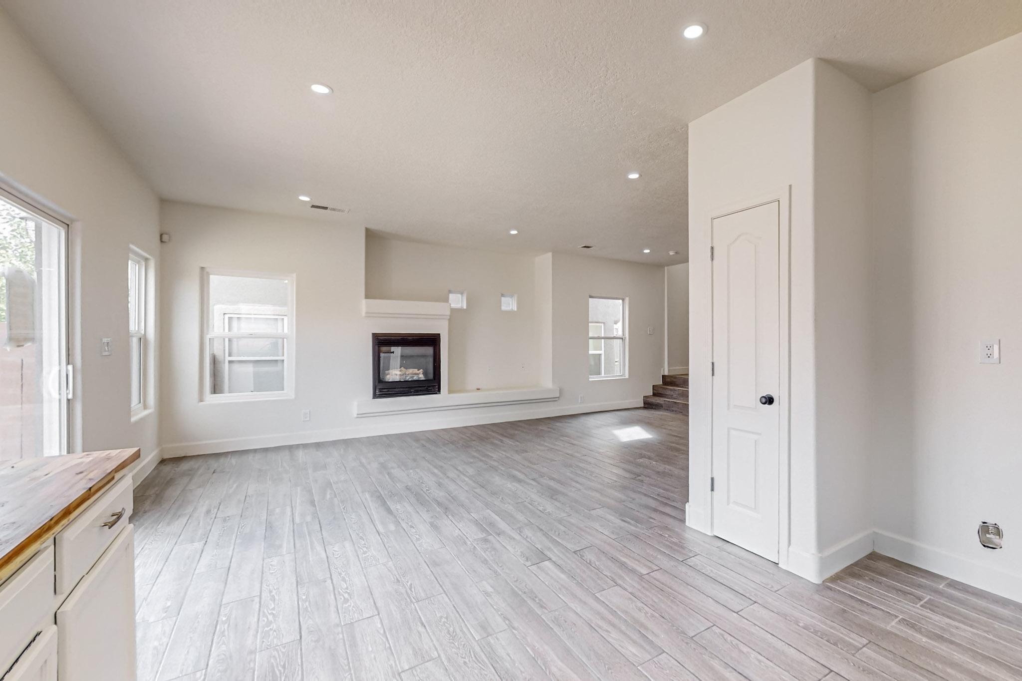 10609 CRANDALL Road SW