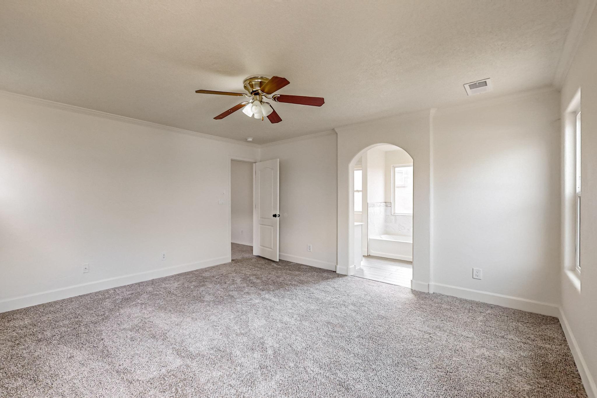 10609 CRANDALL Road SW