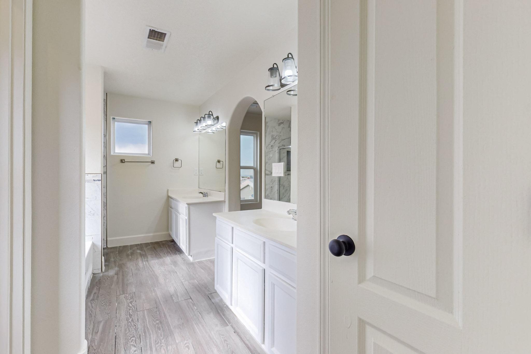 10609 CRANDALL Road SW