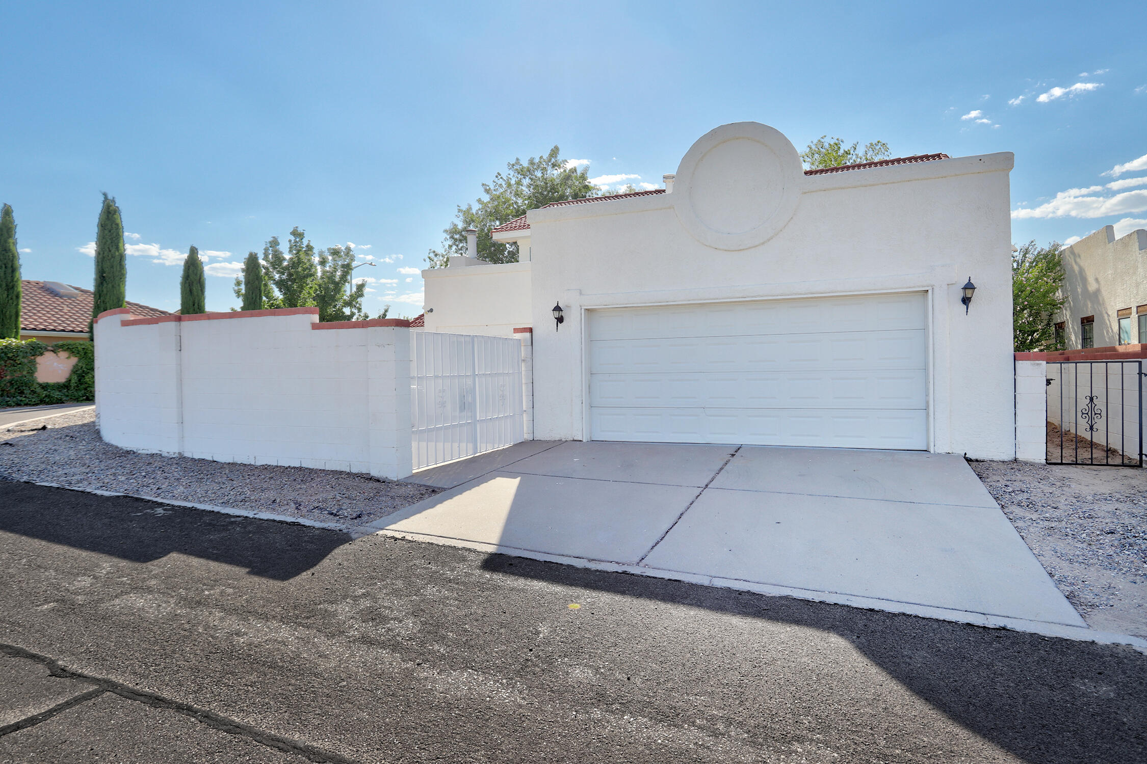 1600 ROSEWOOD Avenue NW