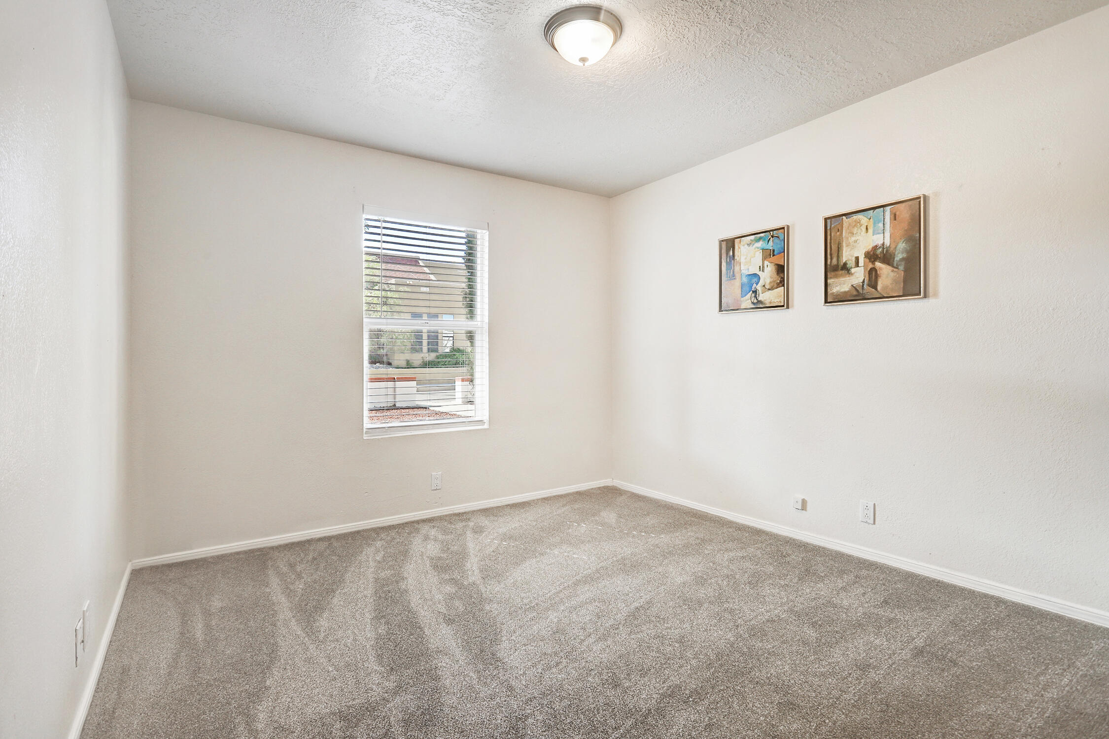 1600 ROSEWOOD Avenue NW