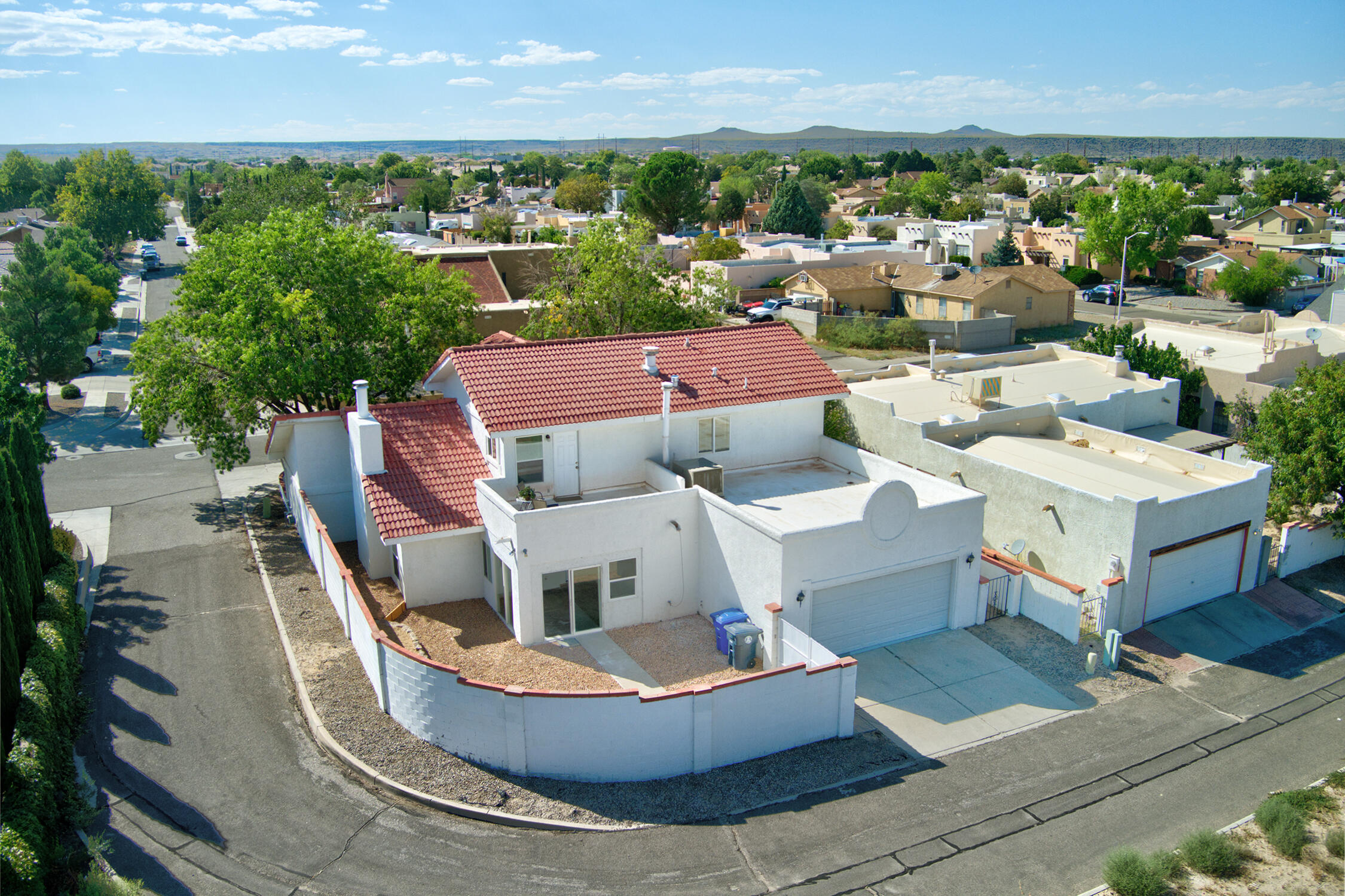 1600 ROSEWOOD Avenue NW