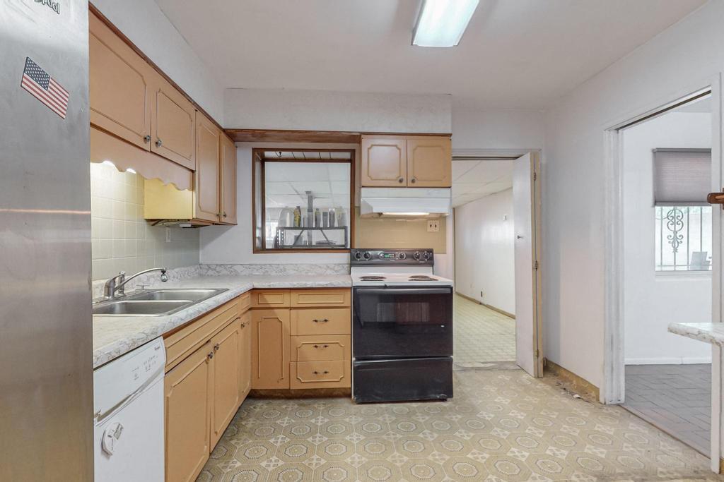 2610 MESA LINDA Drive NE