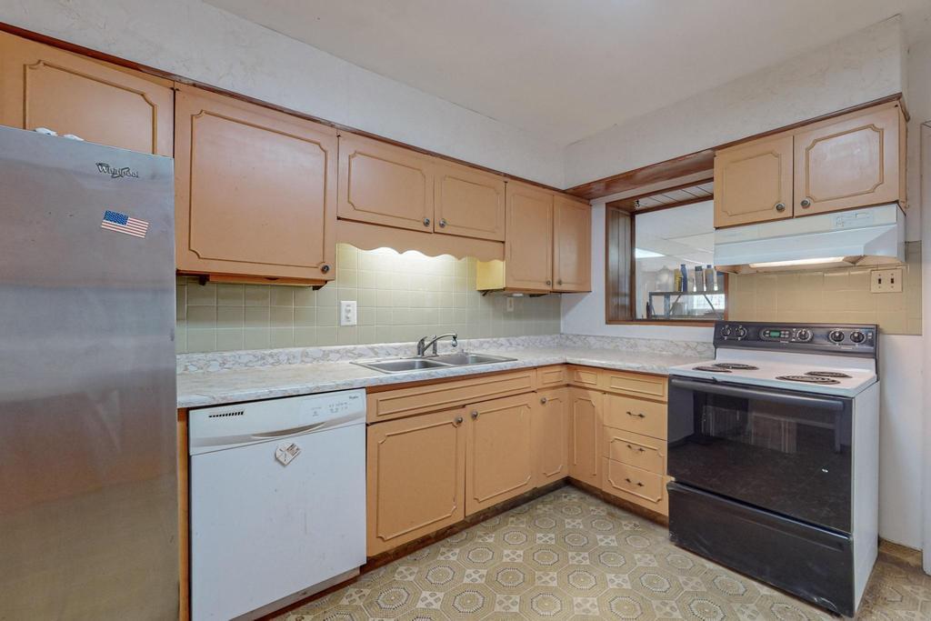 2610 MESA LINDA Drive NE