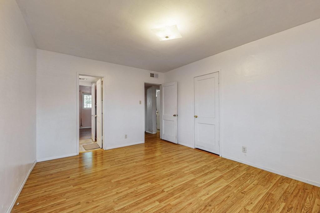 2610 MESA LINDA Drive NE