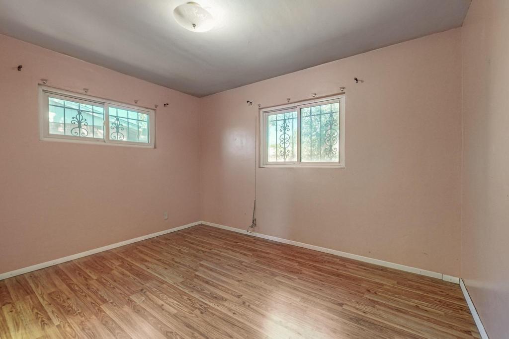 2610 MESA LINDA Drive NE