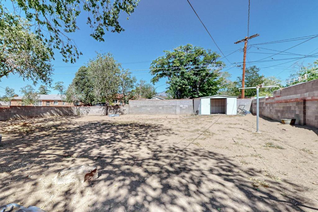 2610 MESA LINDA Drive NE