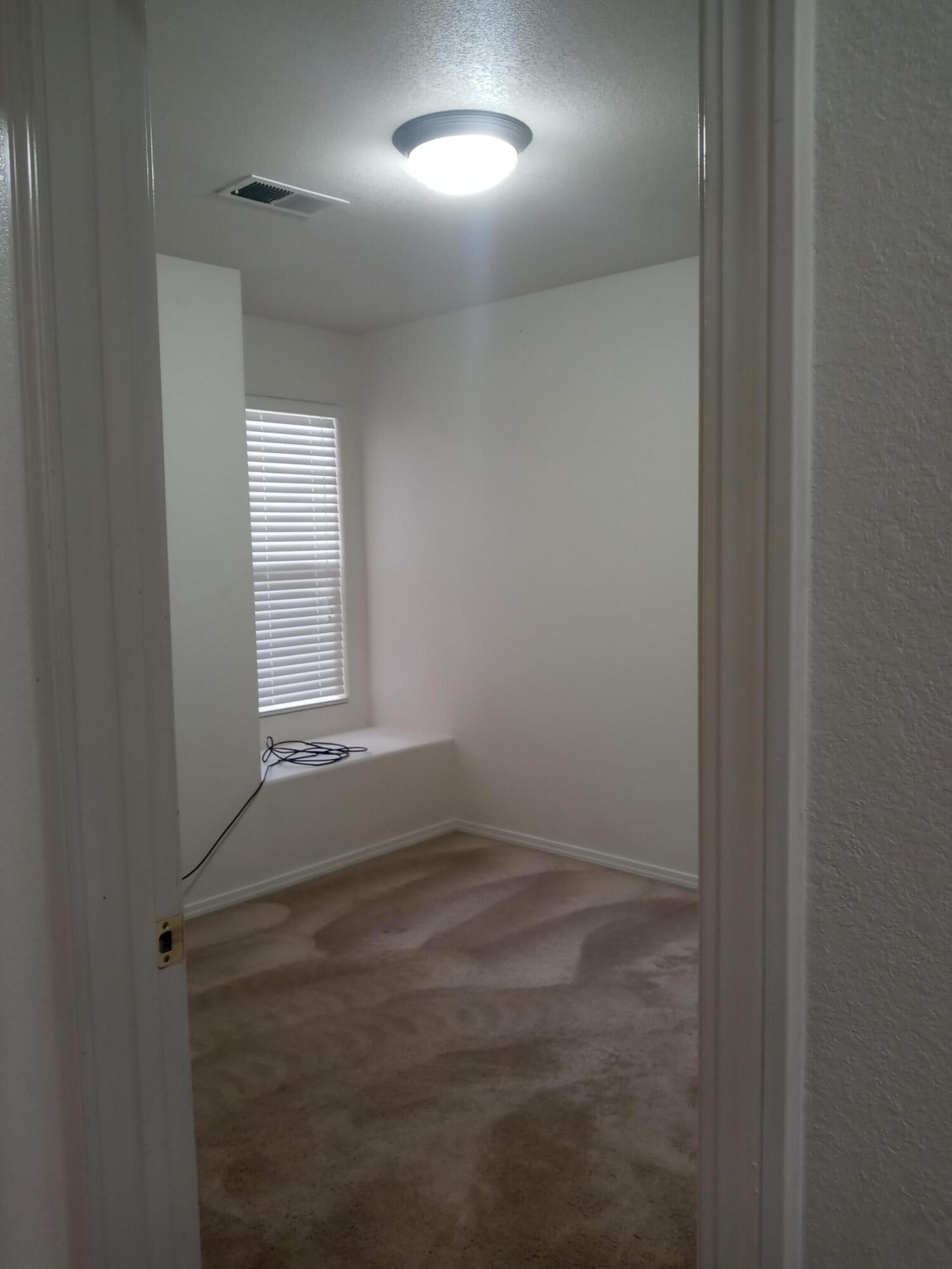 1428 DANZANTE Drive SE