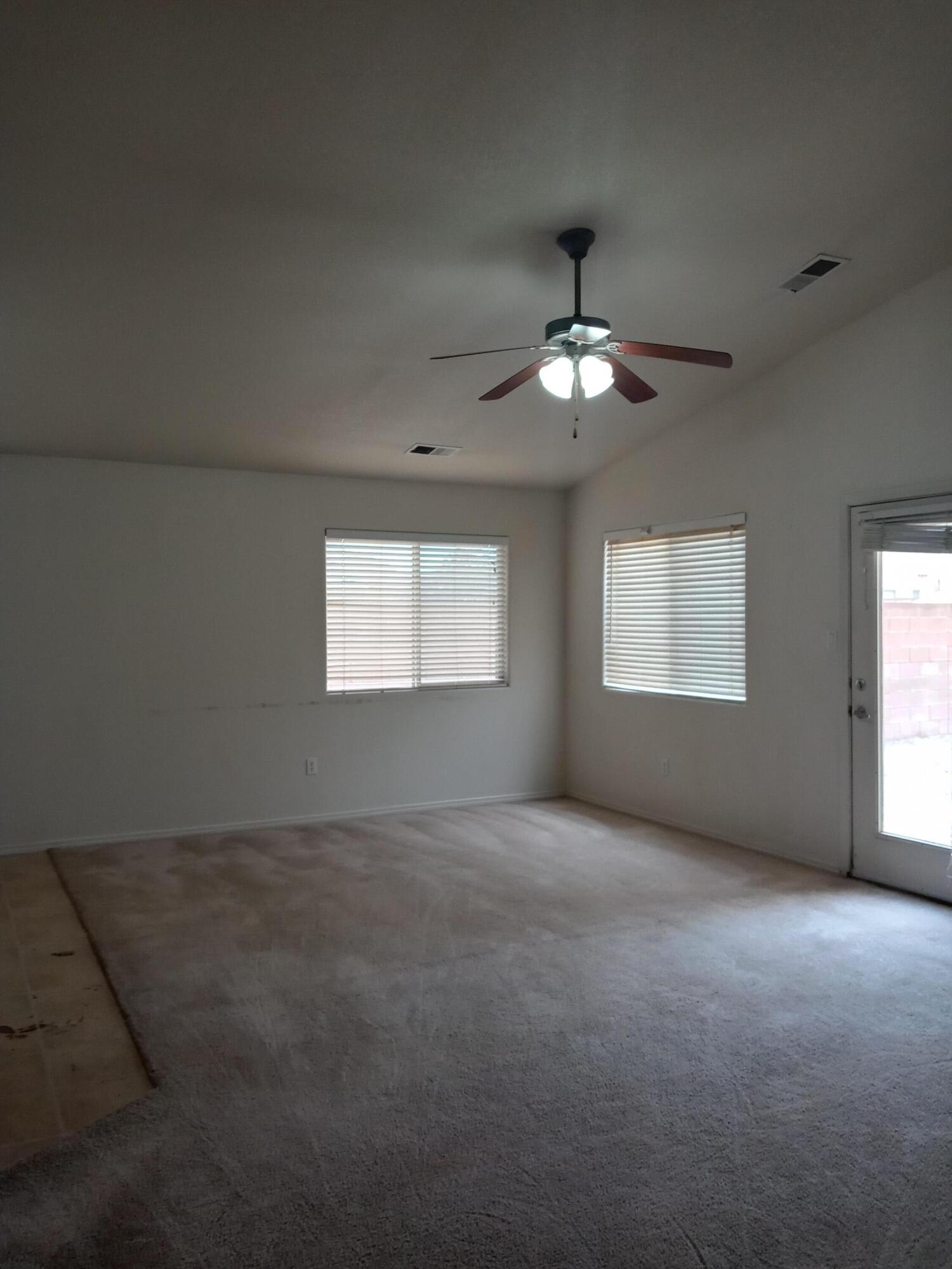 1428 DANZANTE Drive SE