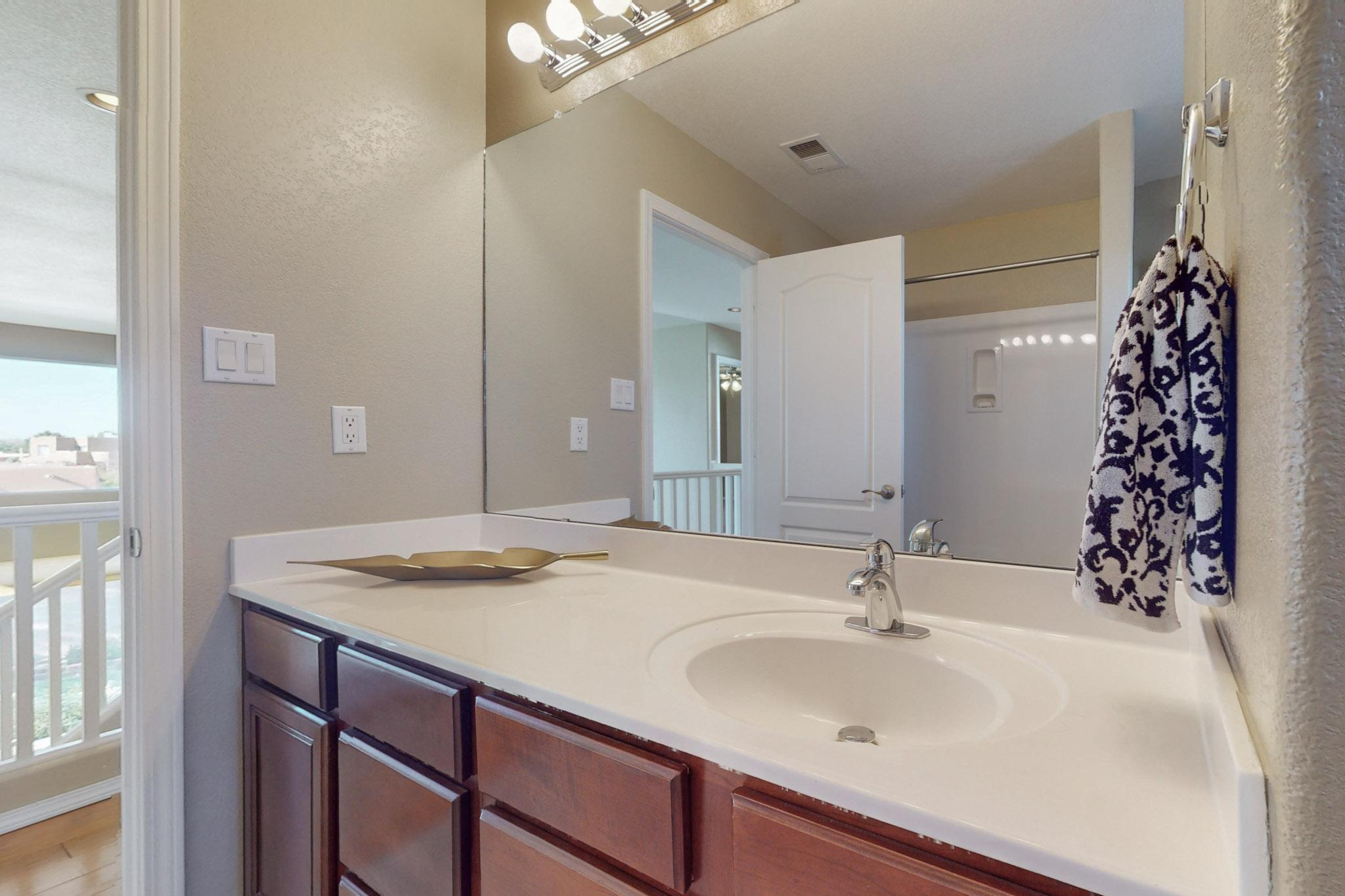 919 COPPERHEAD Court NE