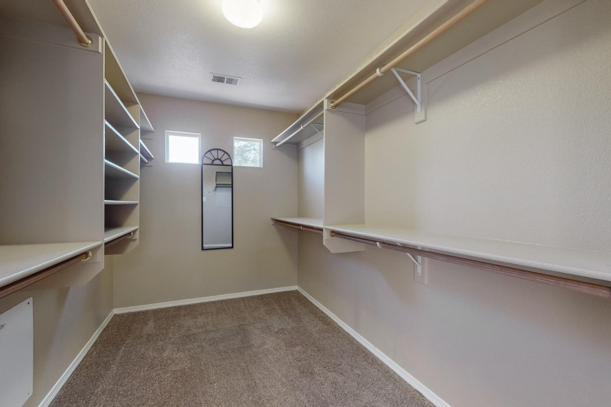 919 COPPERHEAD Court NE