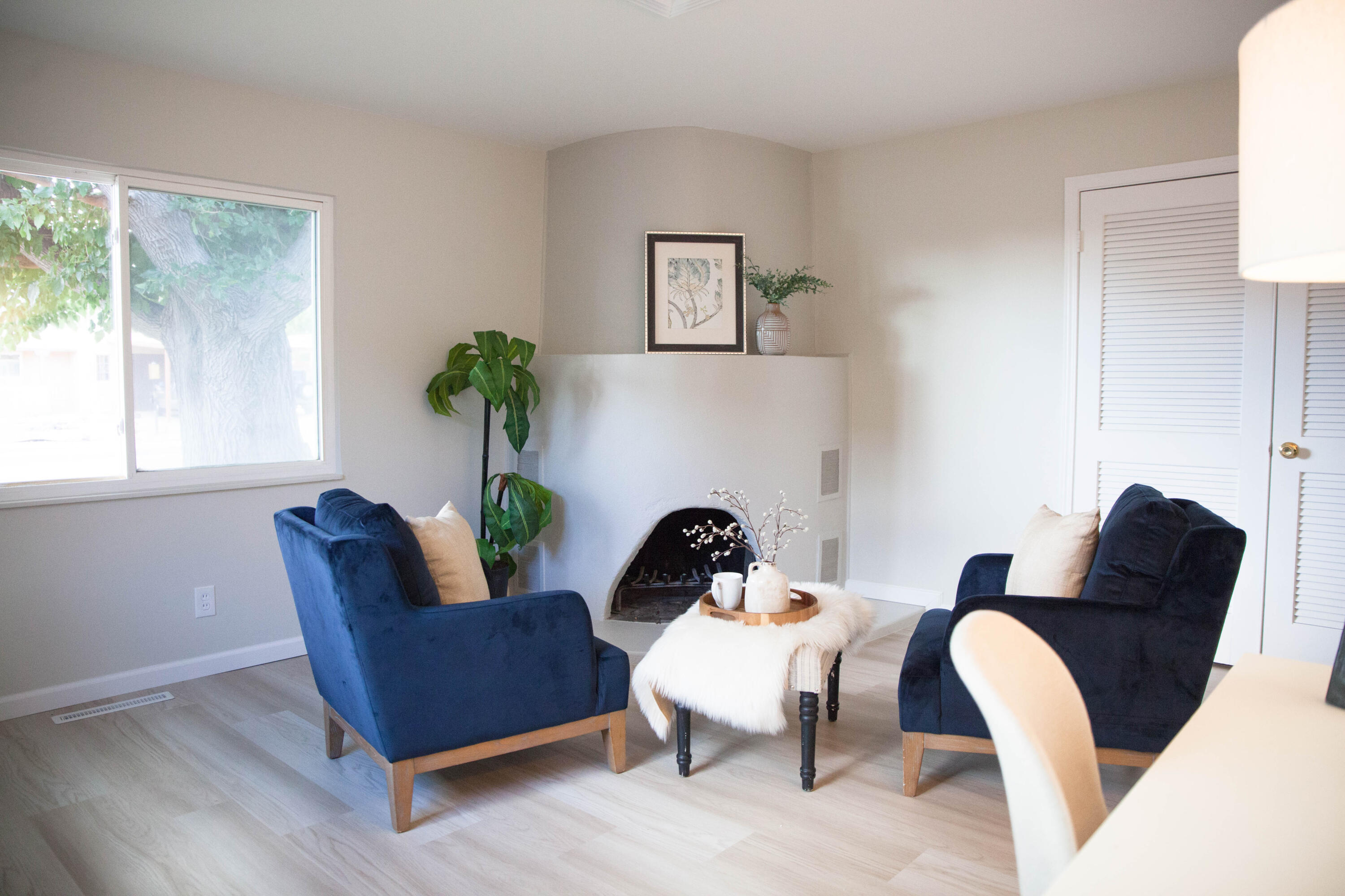 11004 WOODLAND Avenue NE