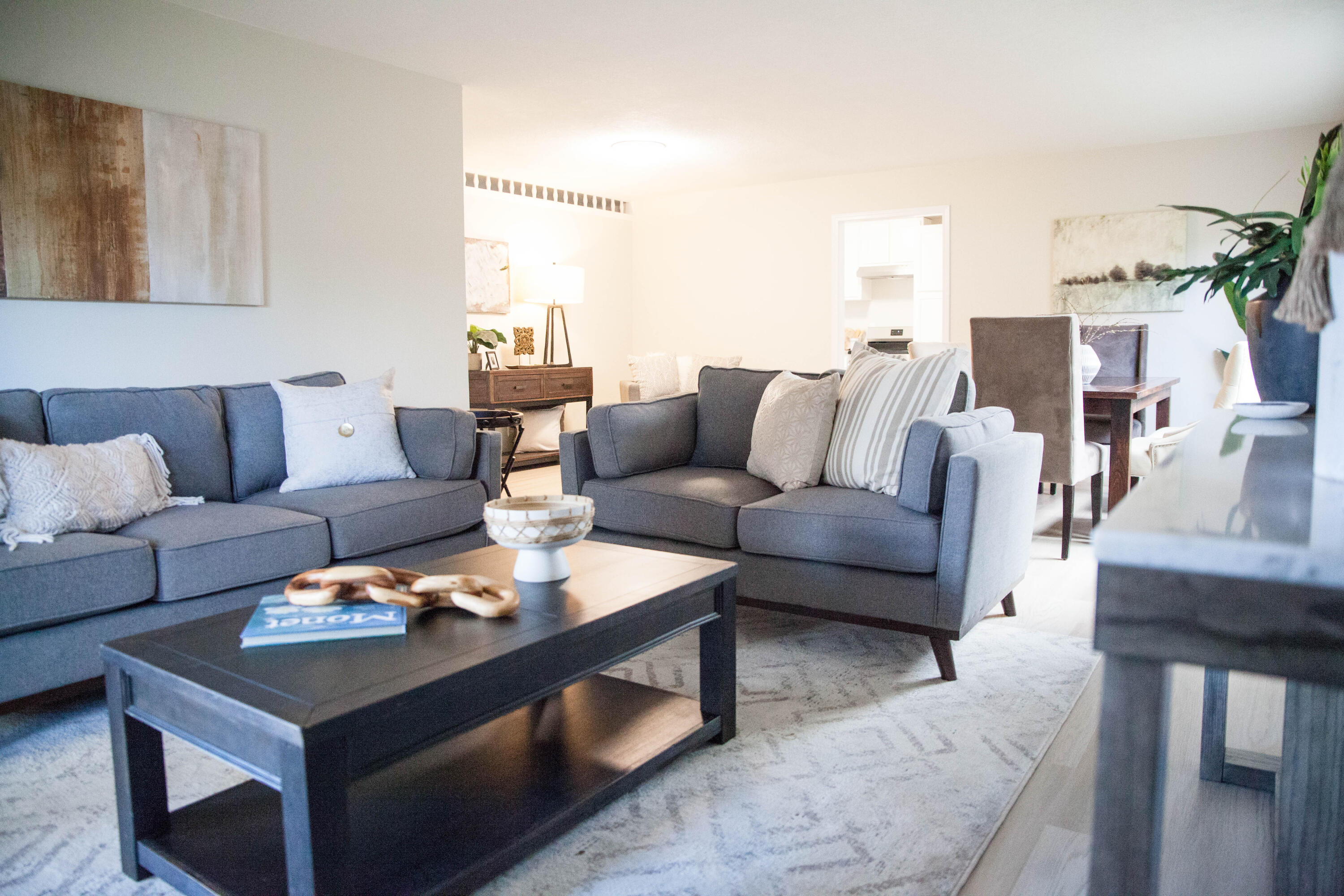 11004 WOODLAND Avenue NE