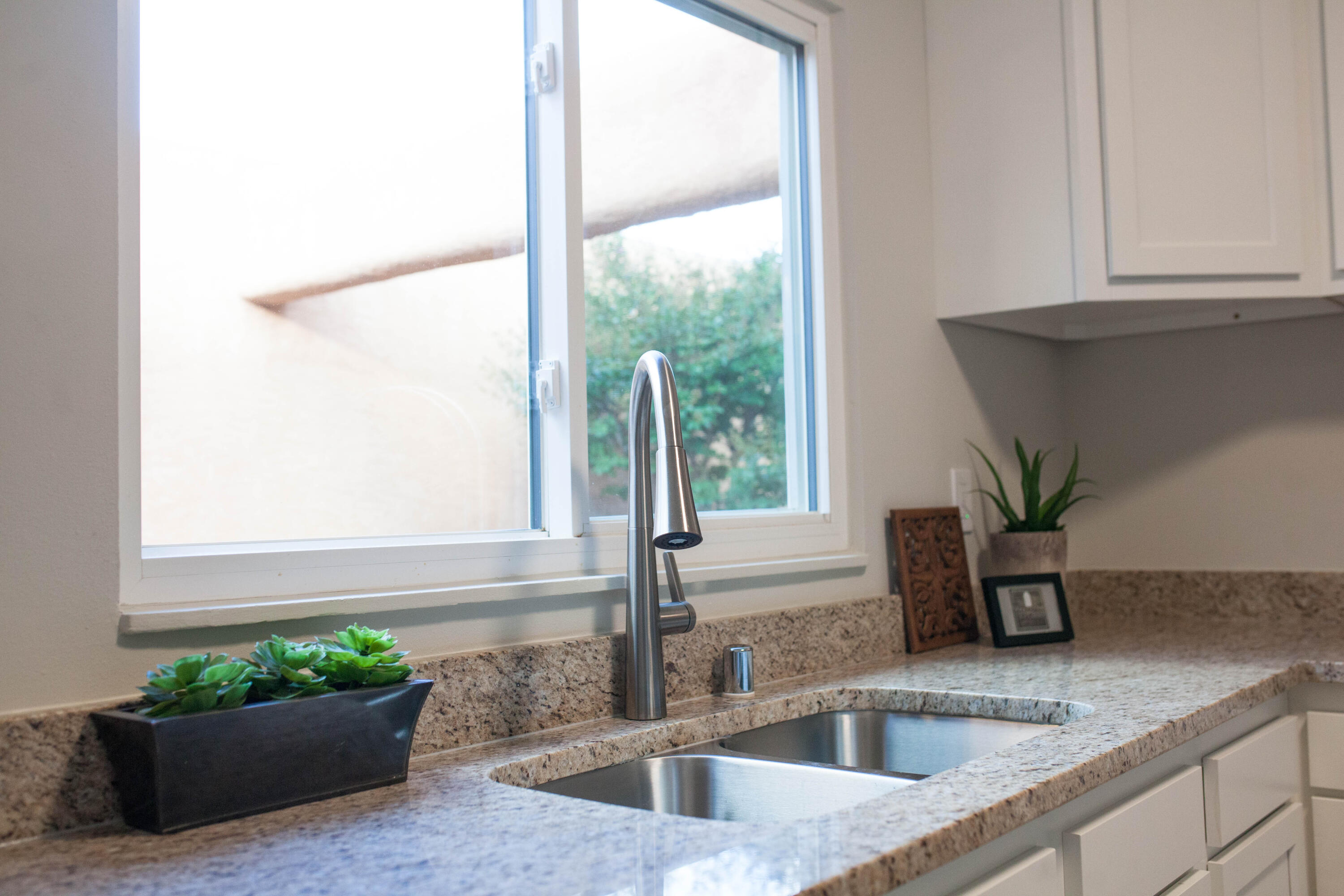 11004 WOODLAND Avenue NE