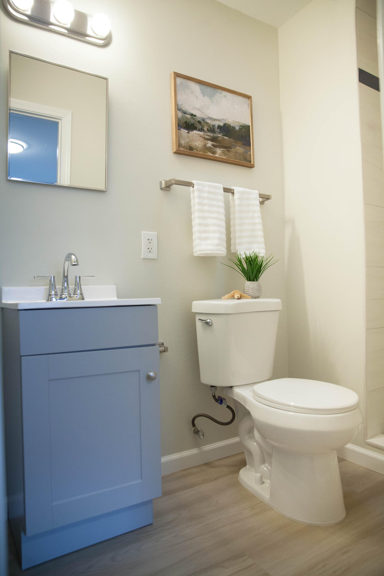 11004 WOODLAND Avenue NE