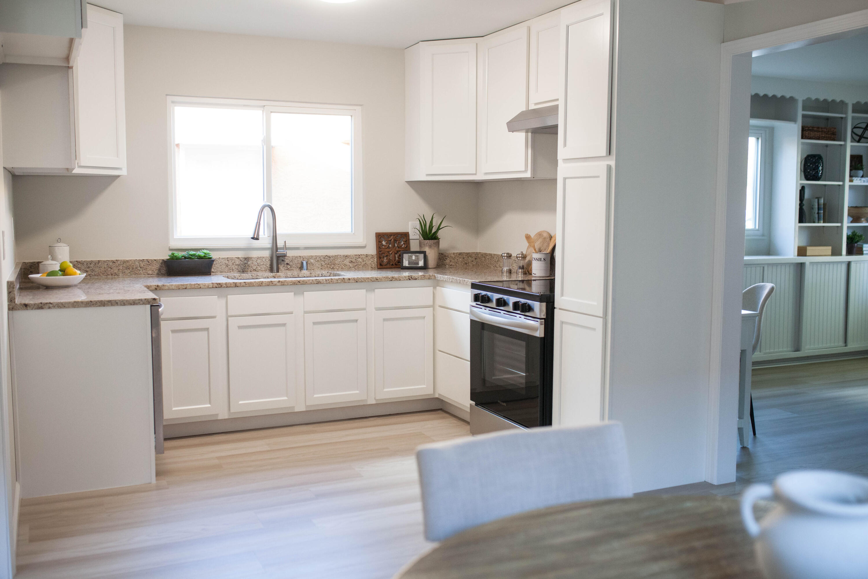 11004 WOODLAND Avenue NE