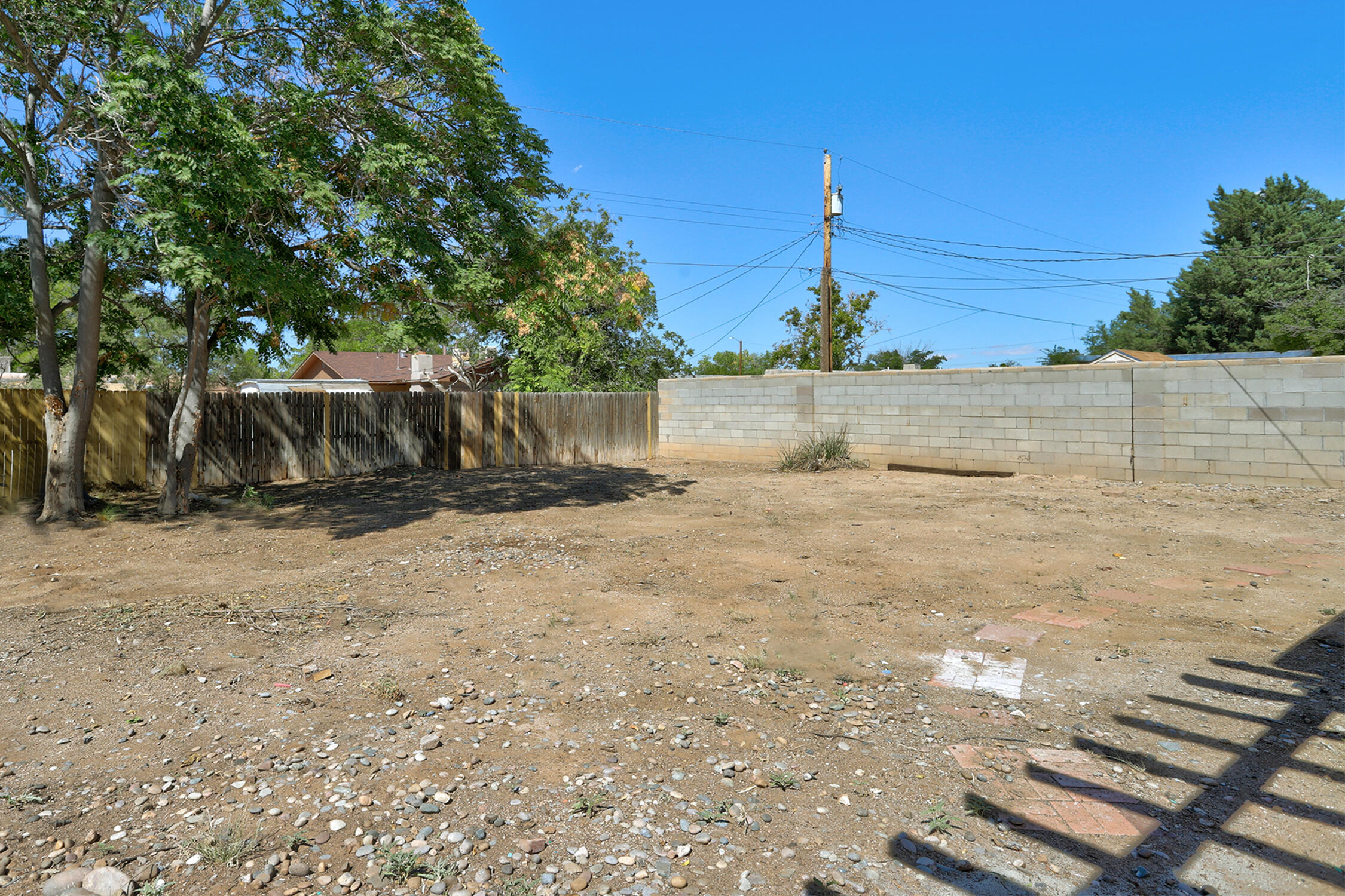 829 INDIANA Street SE