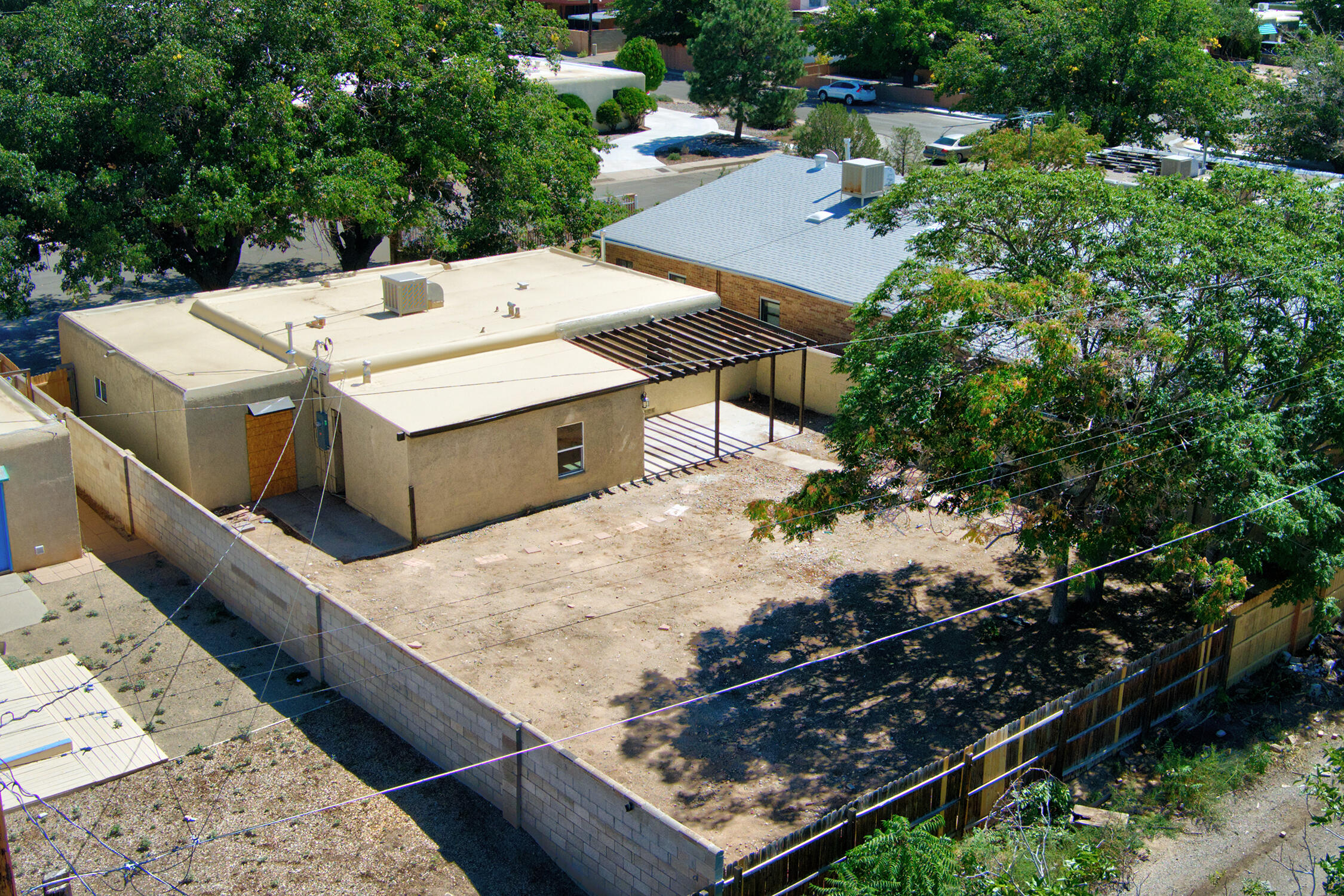 829 INDIANA Street SE