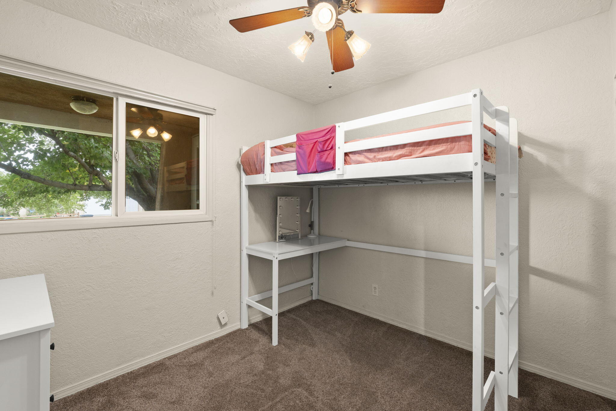 2612 CHRISTINE Street NE