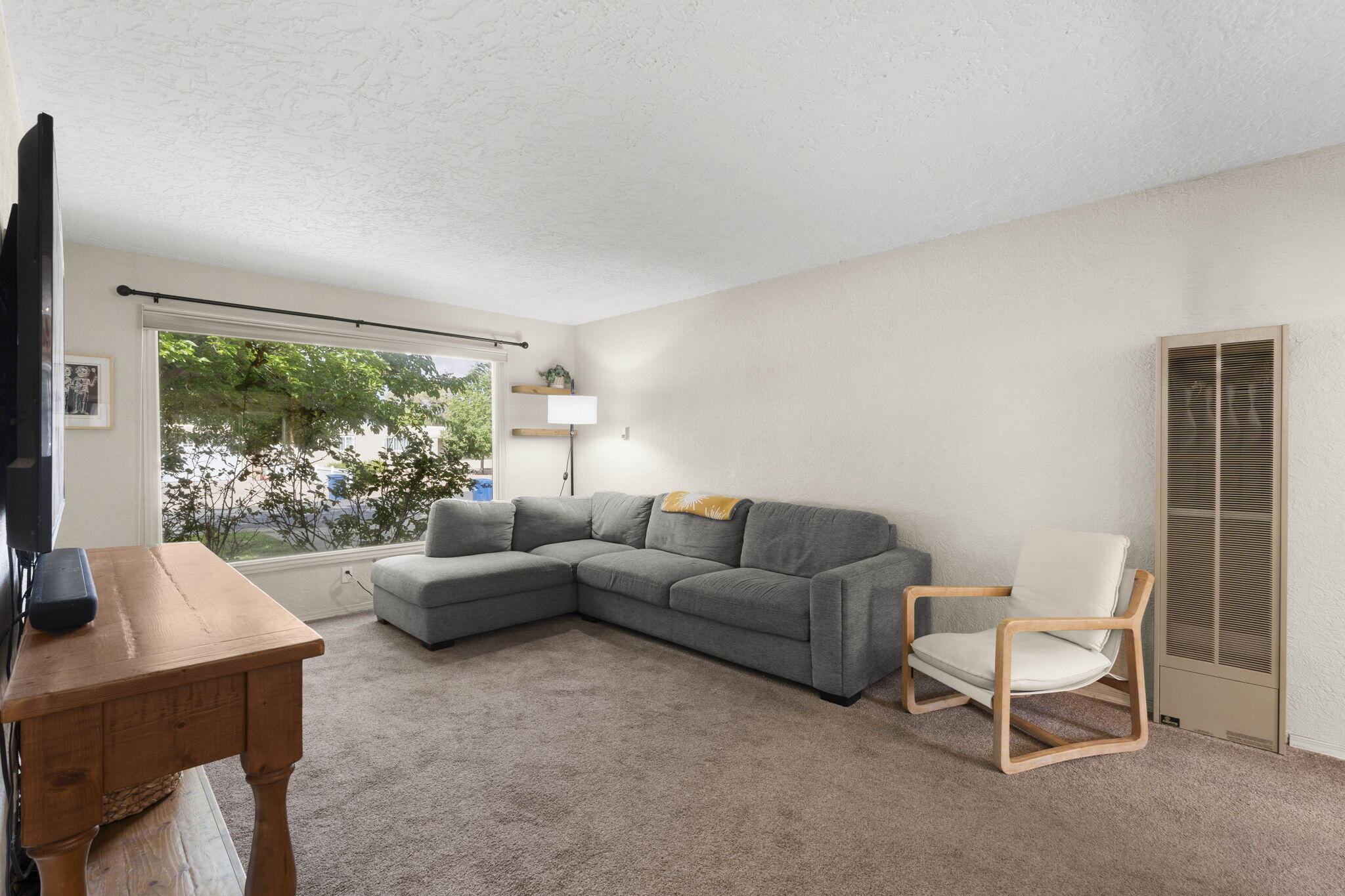 2612 CHRISTINE Street NE