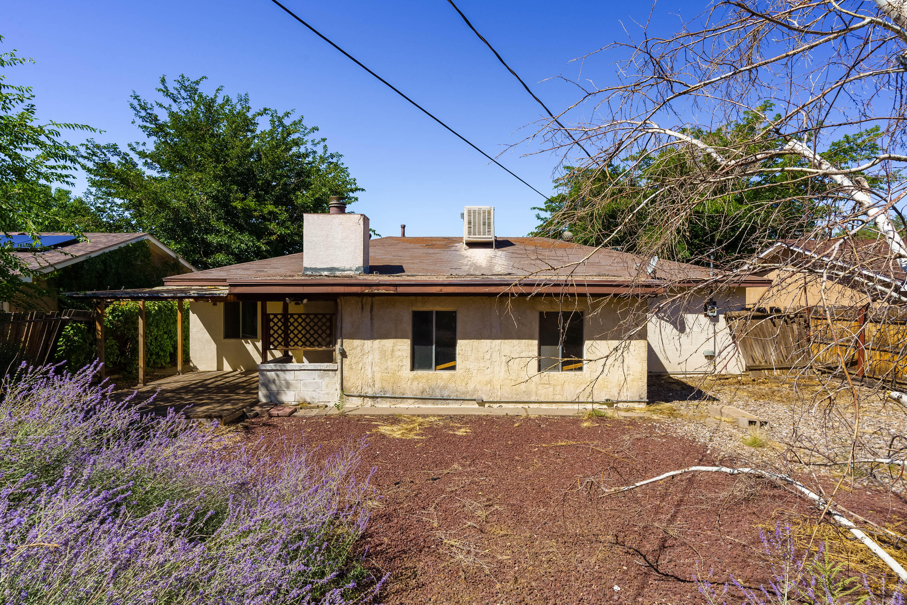 1708 KIRBY Street NE