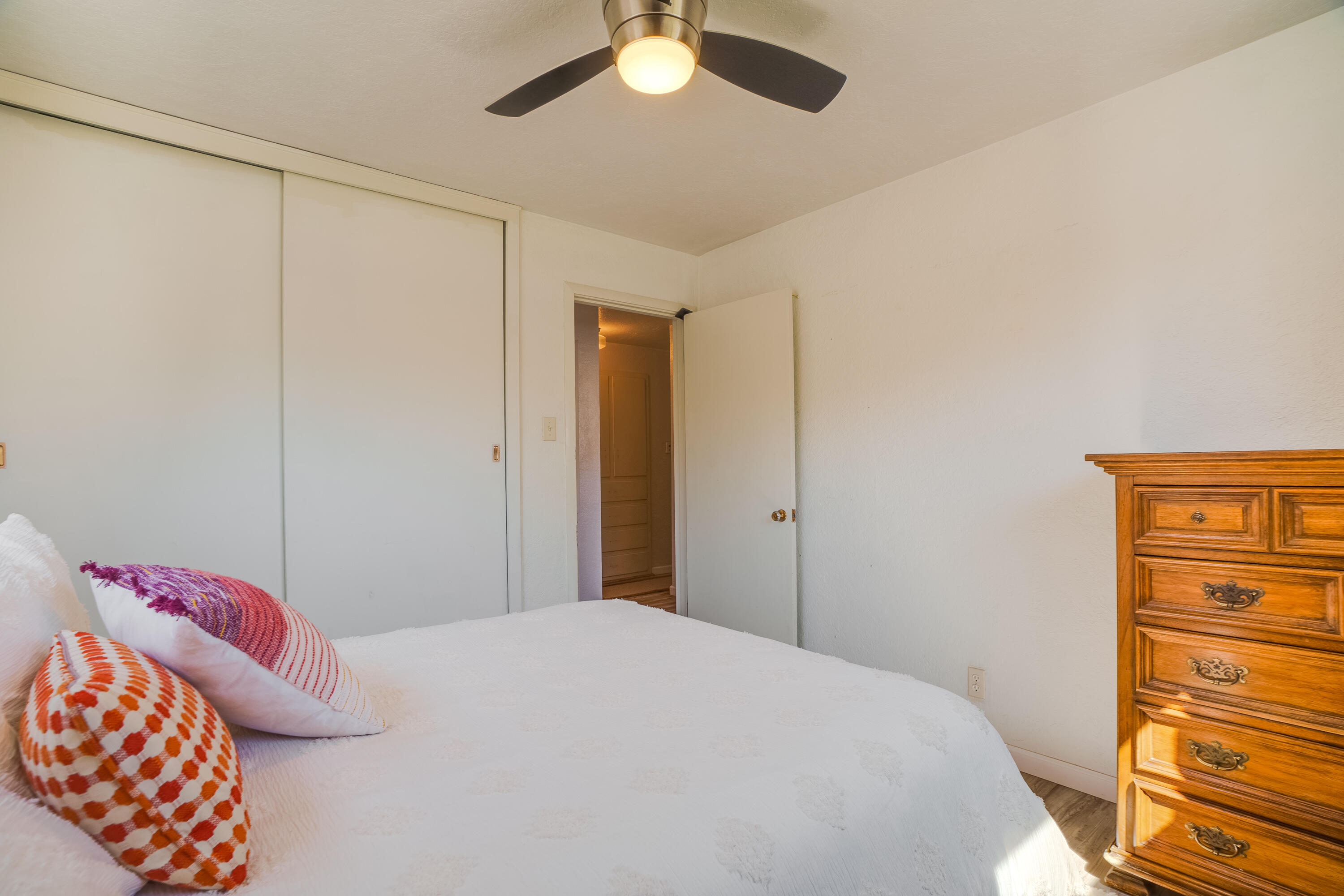 2013 MARTHA Street NE