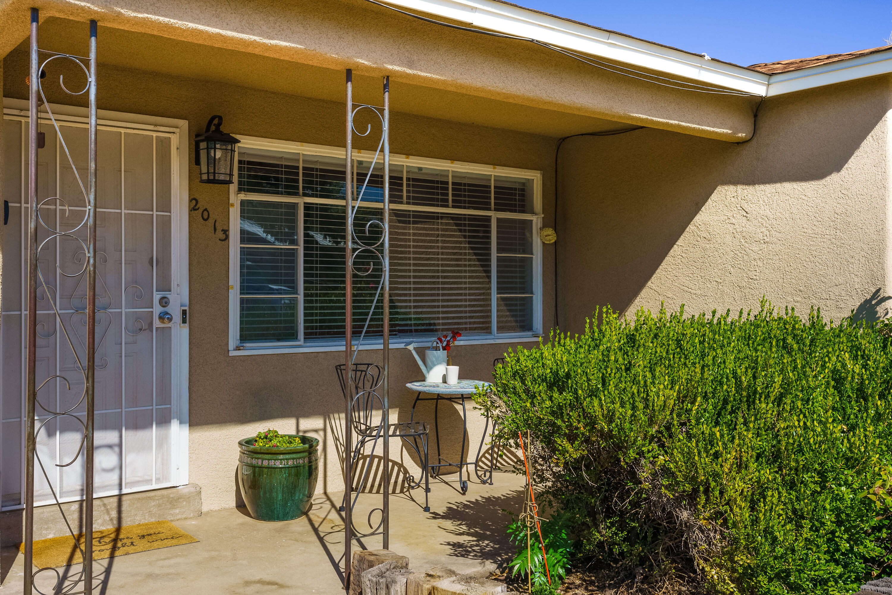 2013 MARTHA Street NE