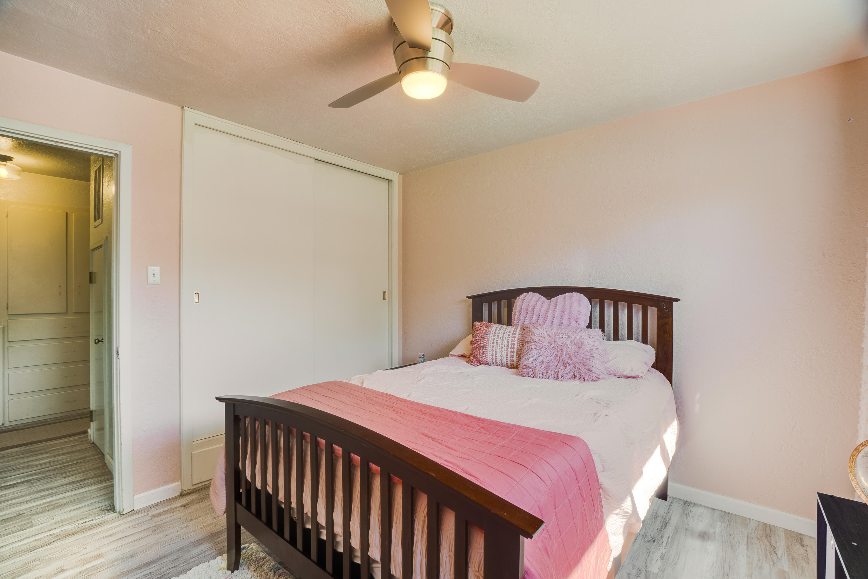 2013 MARTHA Street NE