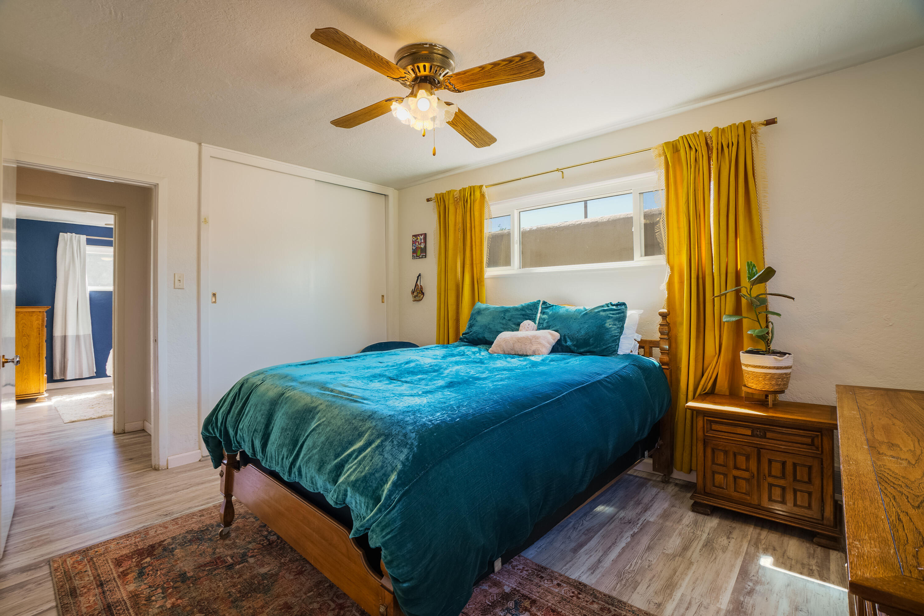 2013 MARTHA Street NE