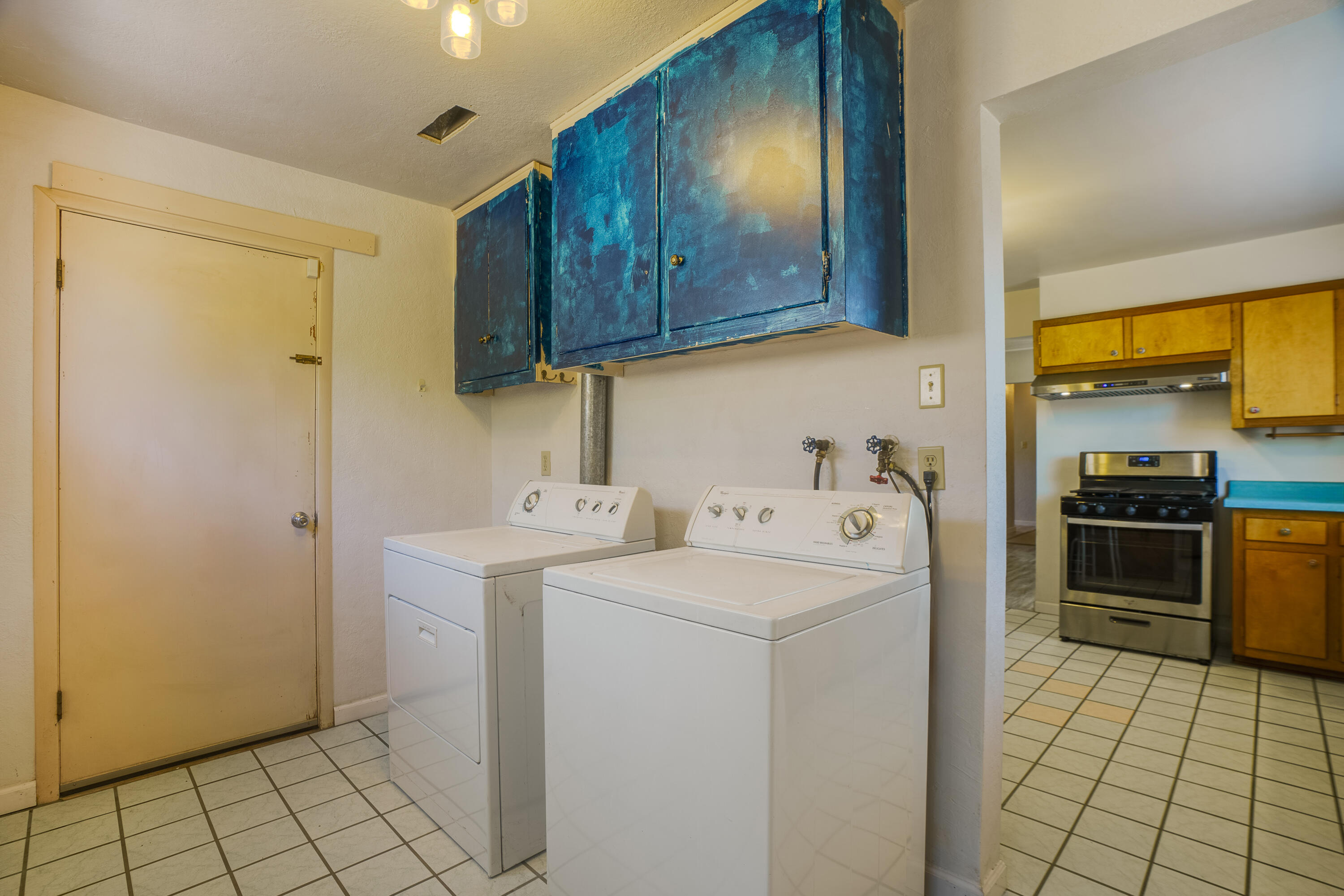 2013 MARTHA Street NE