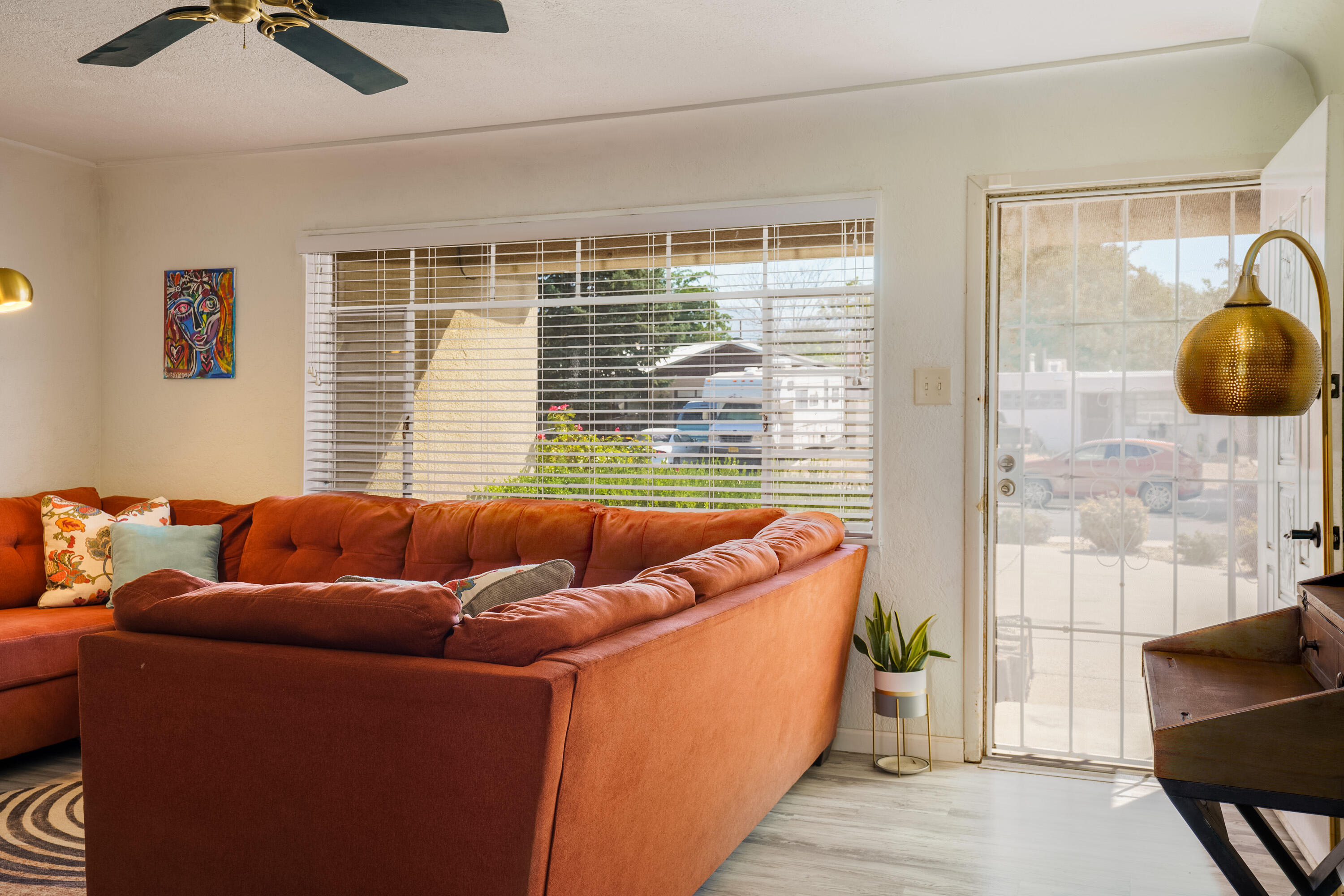 2013 MARTHA Street NE