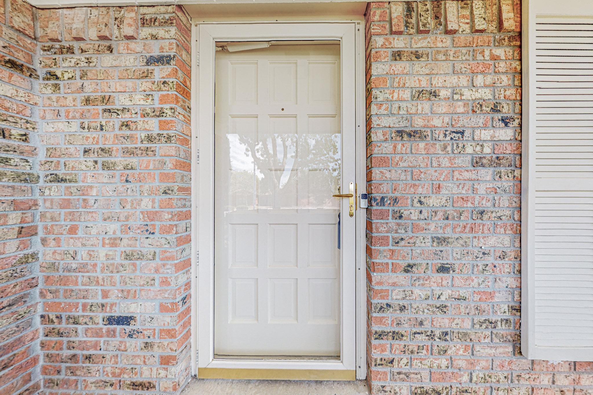 4104 GLEN CANYON Road NE