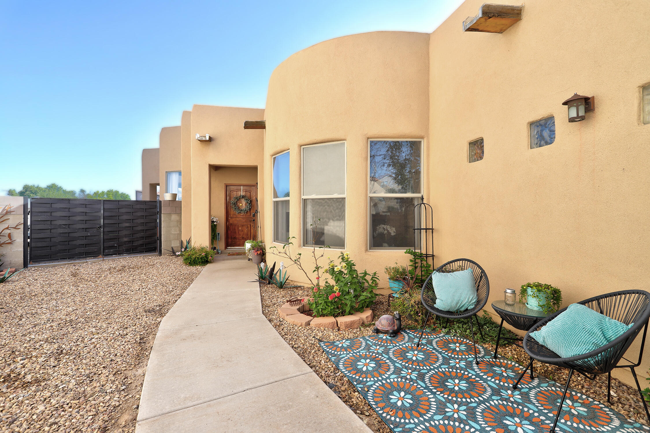 392 CORONADO Lane NE