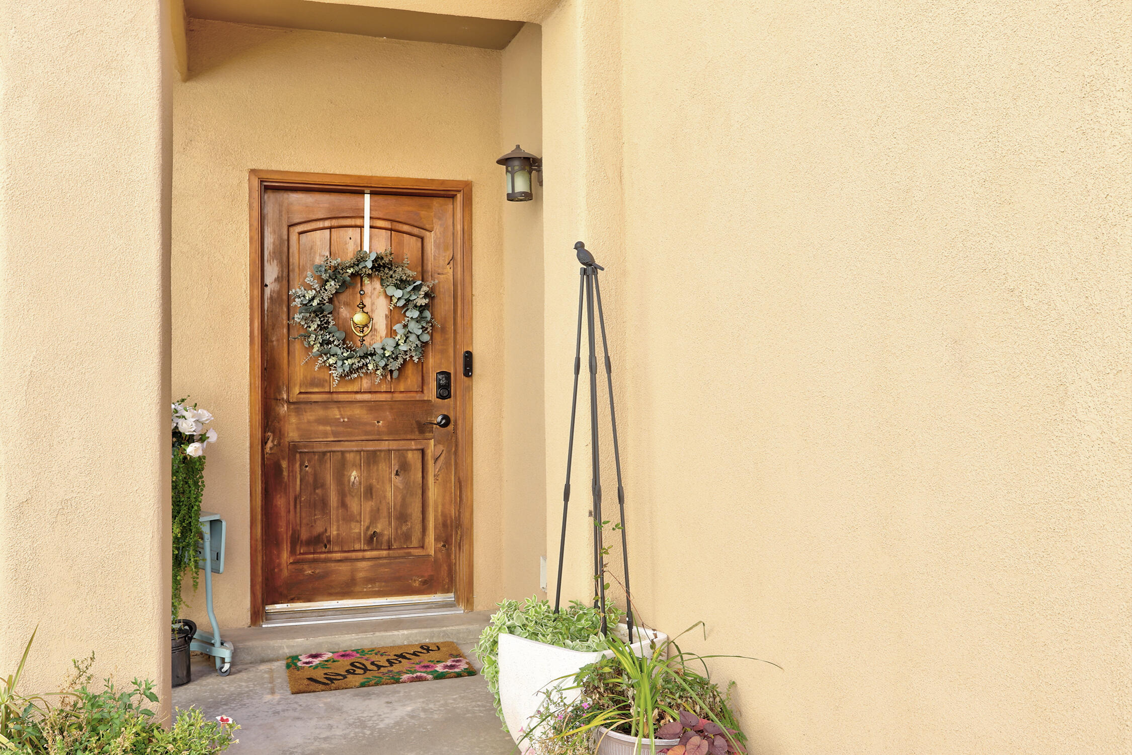 392 CORONADO Lane NE