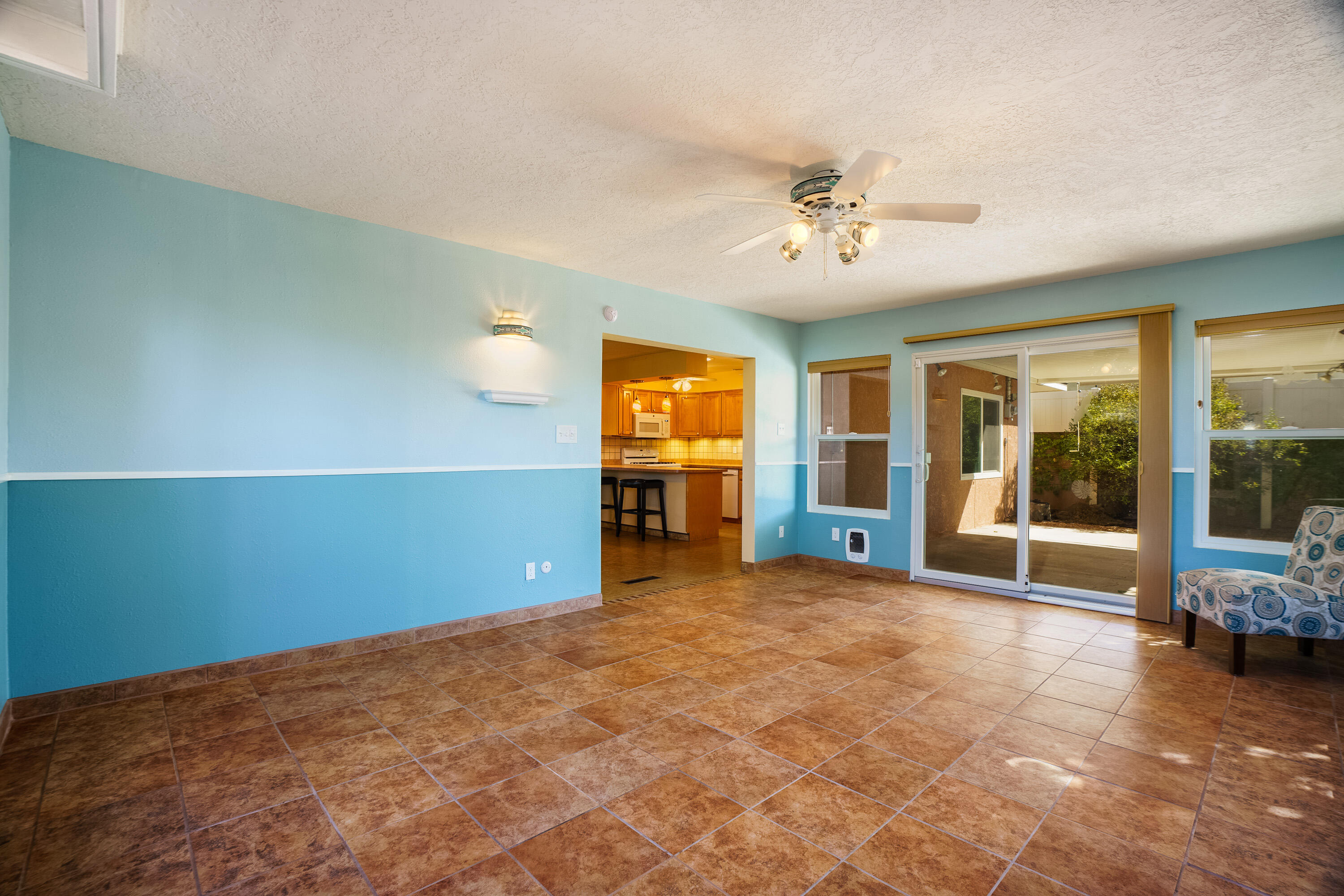 9204 HENDRIX Road NE