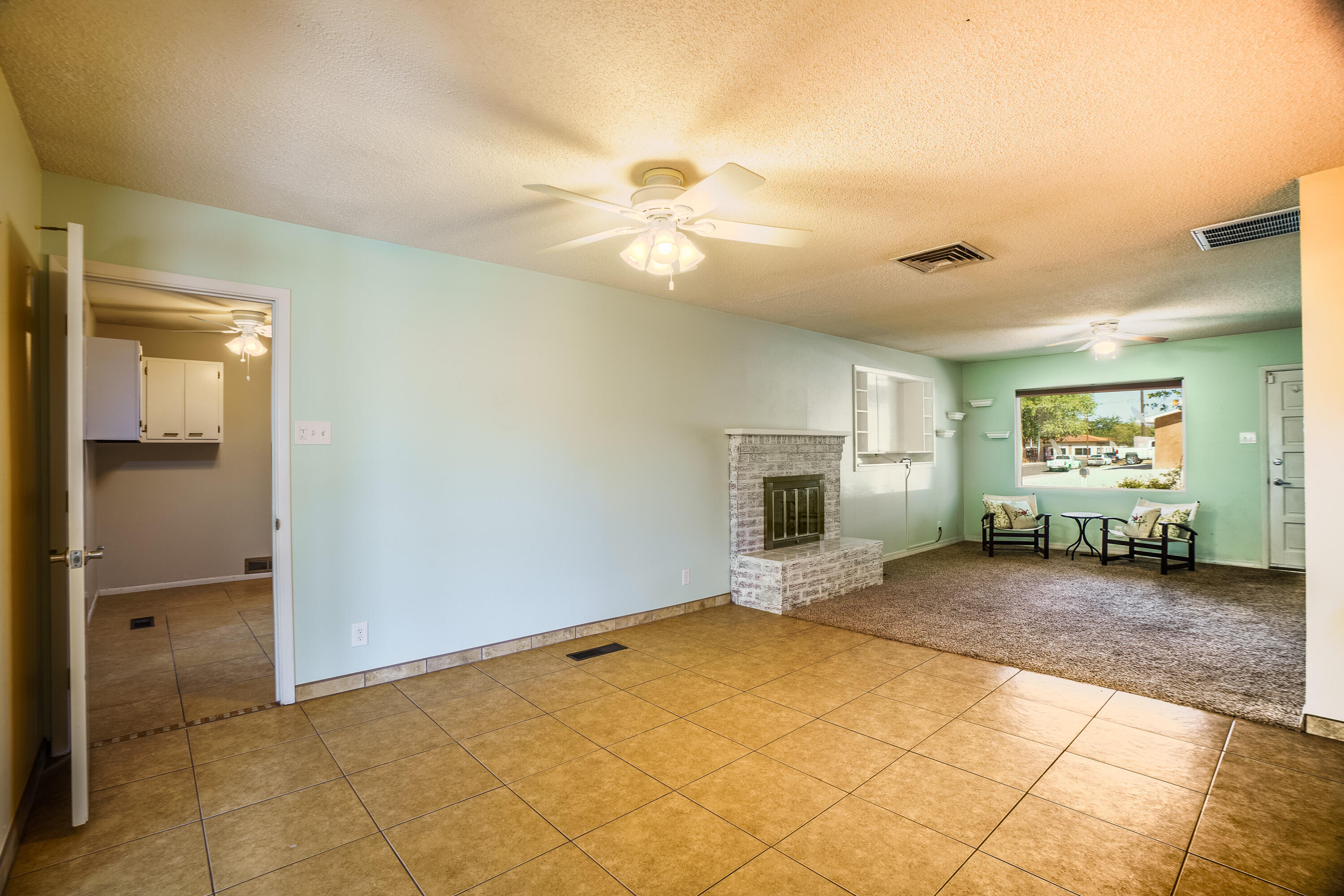 9204 HENDRIX Road NE