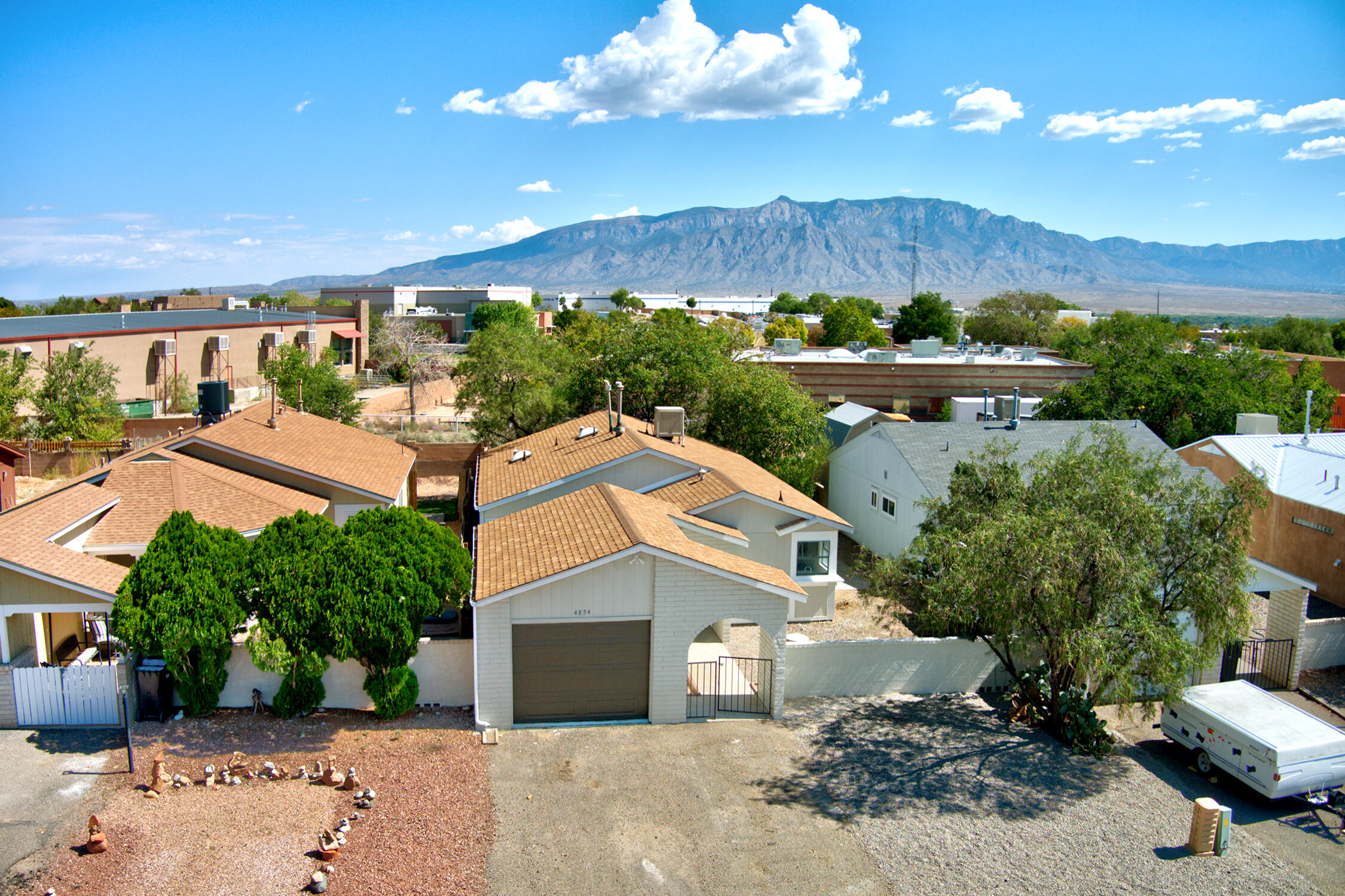 4854 Platinum Loop NE