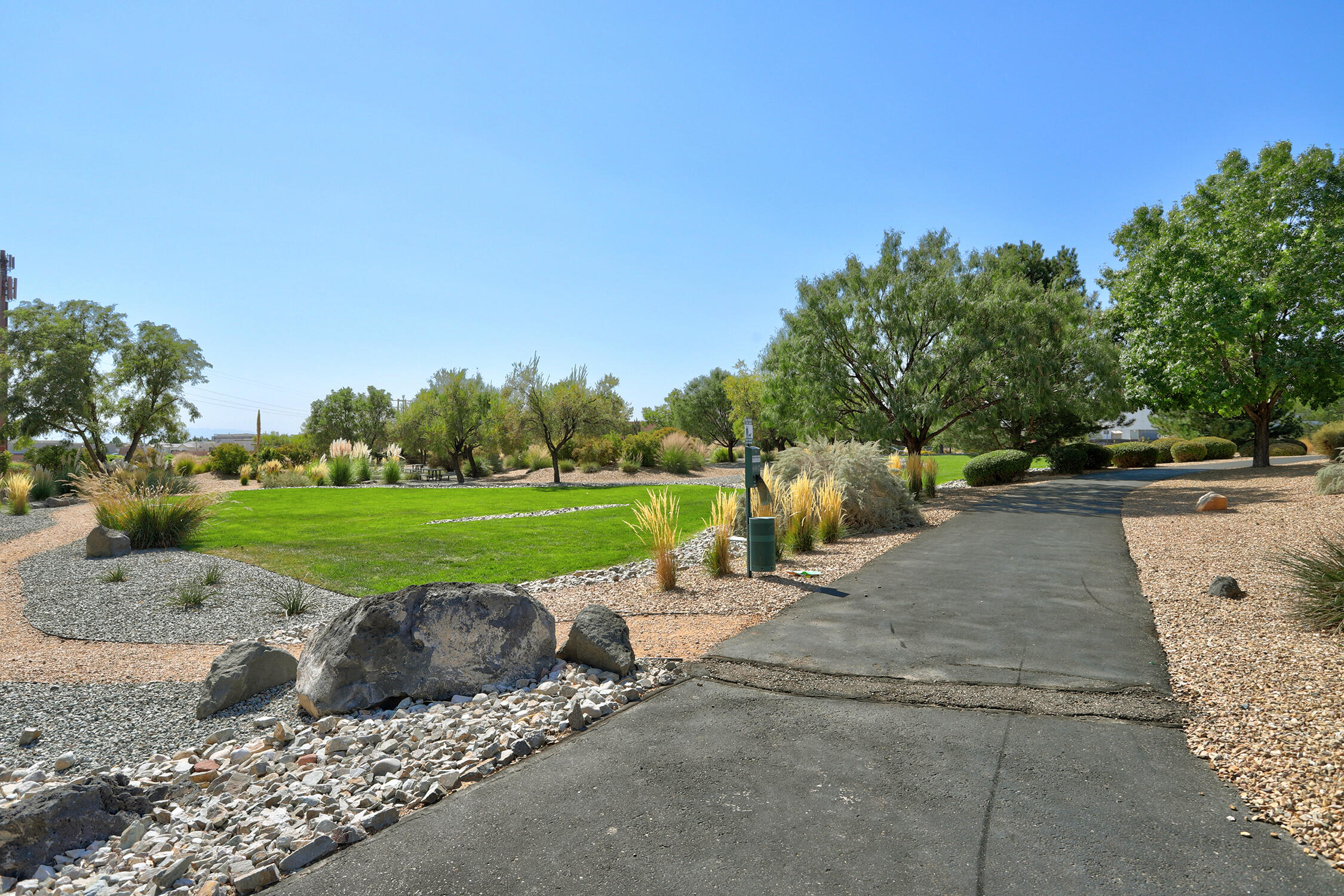 8409 Mesa Top Road NW