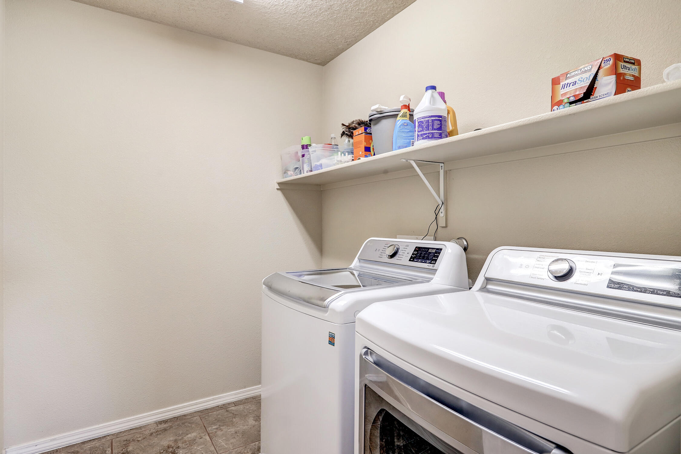 8409 Mesa Top Road NW