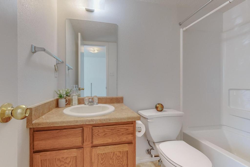 8609 SPOTTED PONY Avenue SW