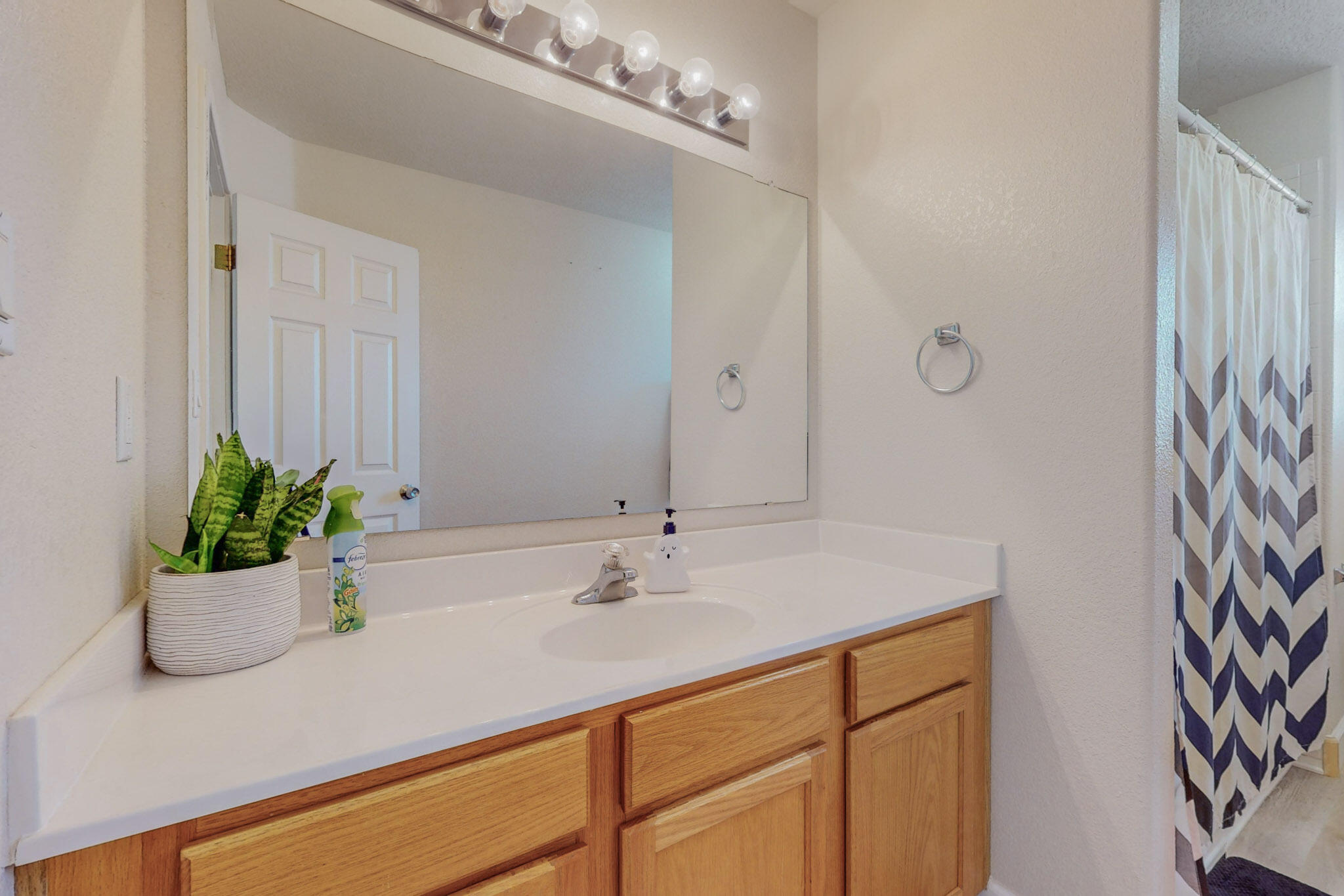 3849 OASIS SPRINGS Road NE