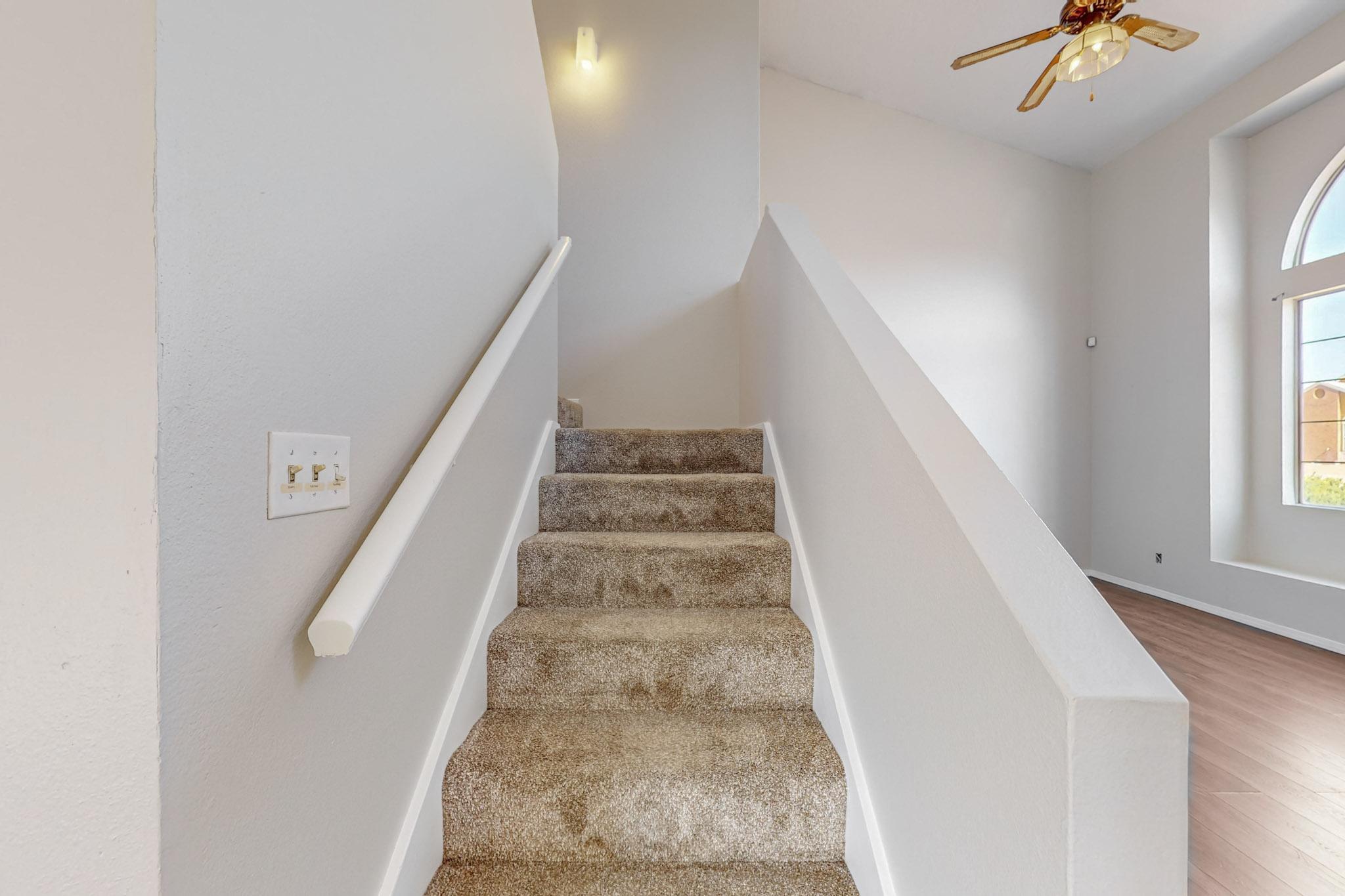 1661 TWINBERRY Drive NE